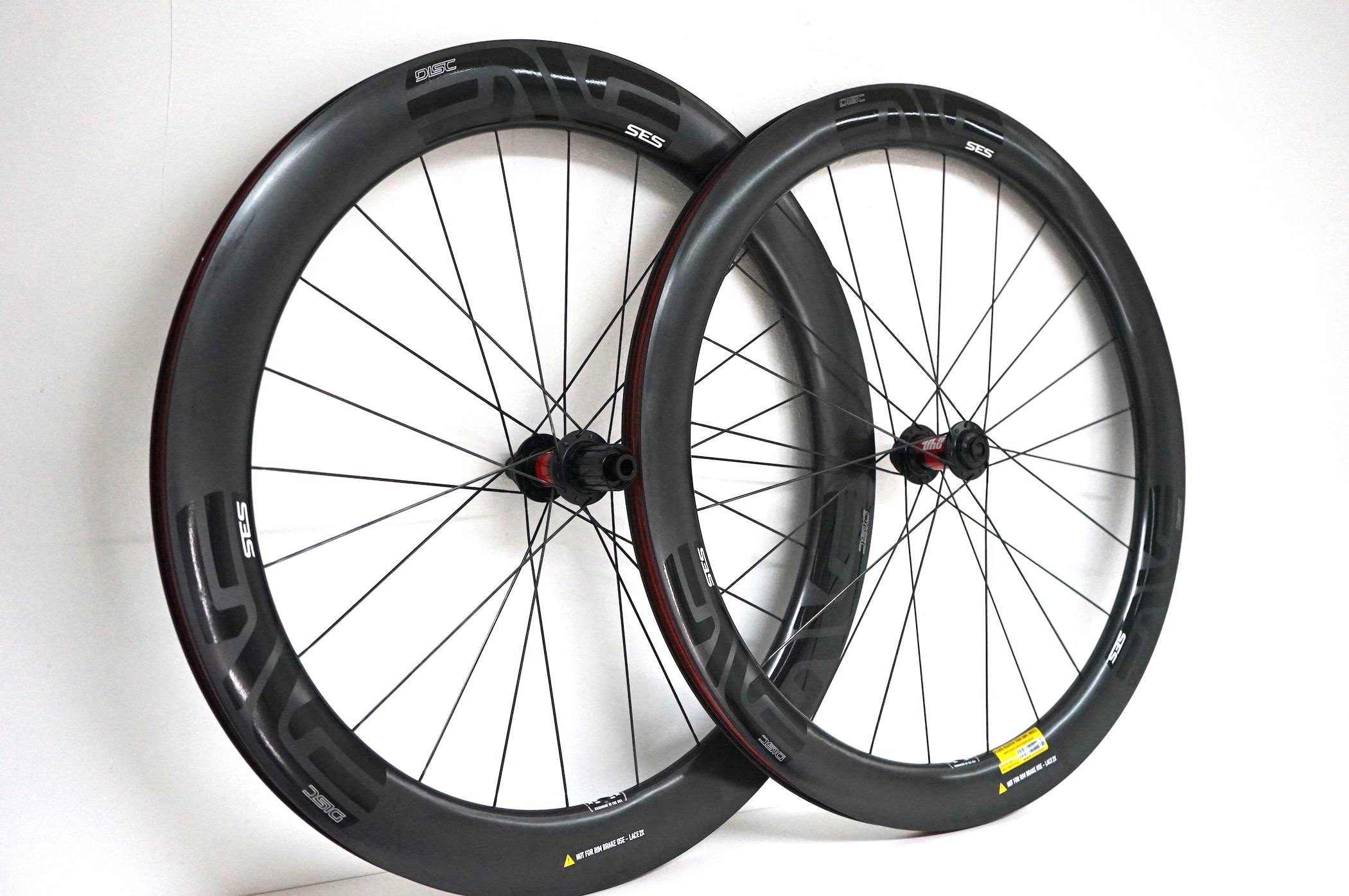 ENVE 5.6 SES Carbon Clincher Disc DT240S 