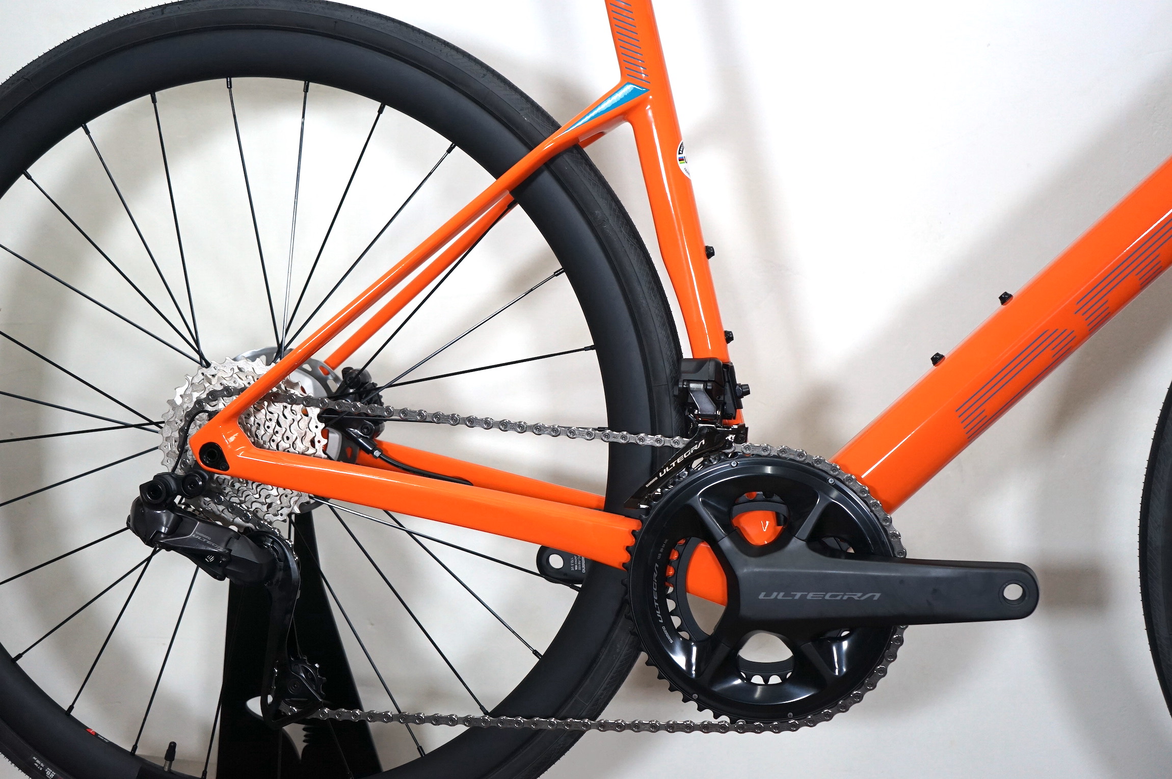 BMC Roadmachine one (2023) Shimano Ulregra Di2 2x12