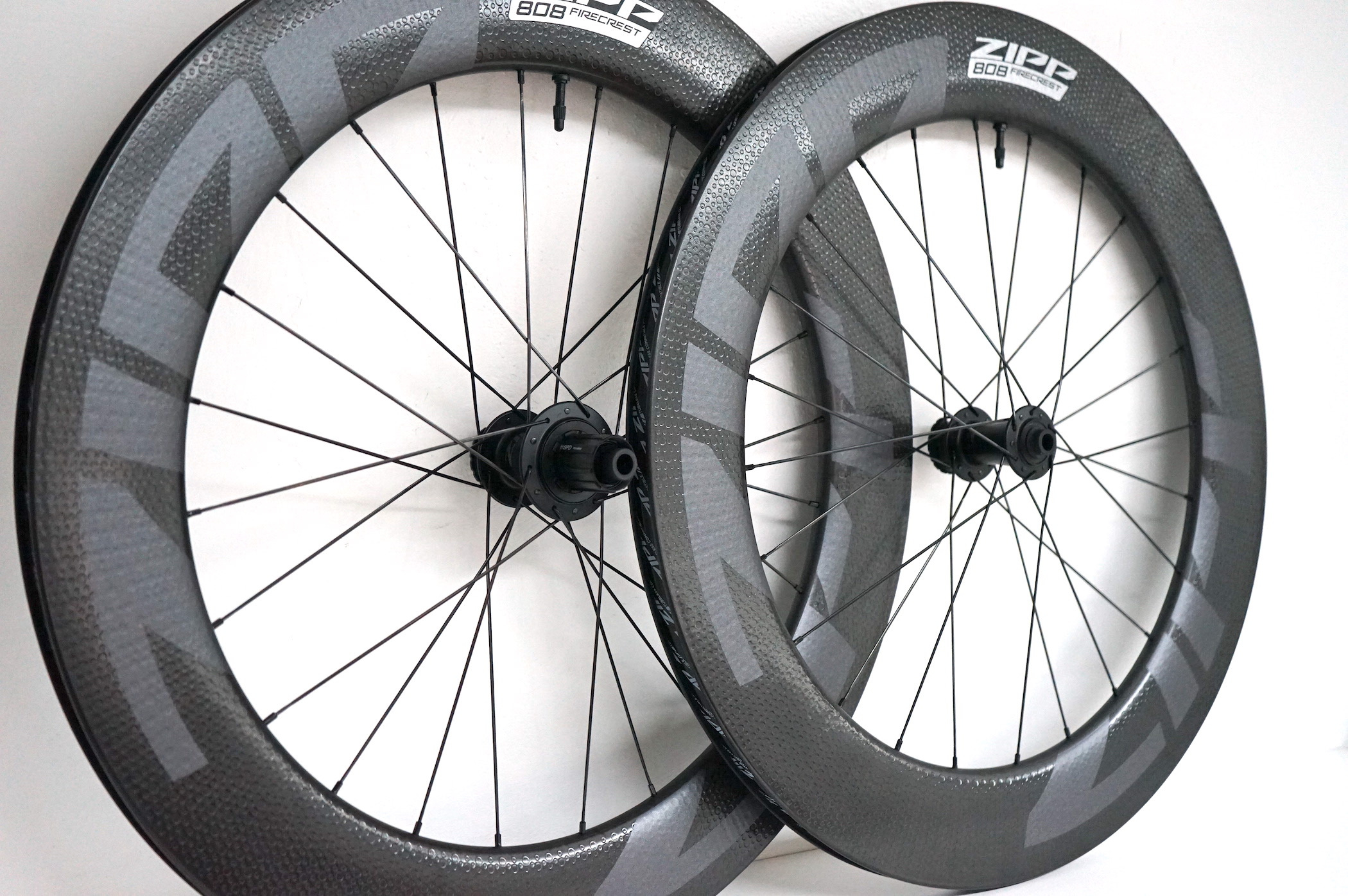 ZIPP 808 Firecrest Tubeless für Scheibenbremsen MY21 - Laufradsatz