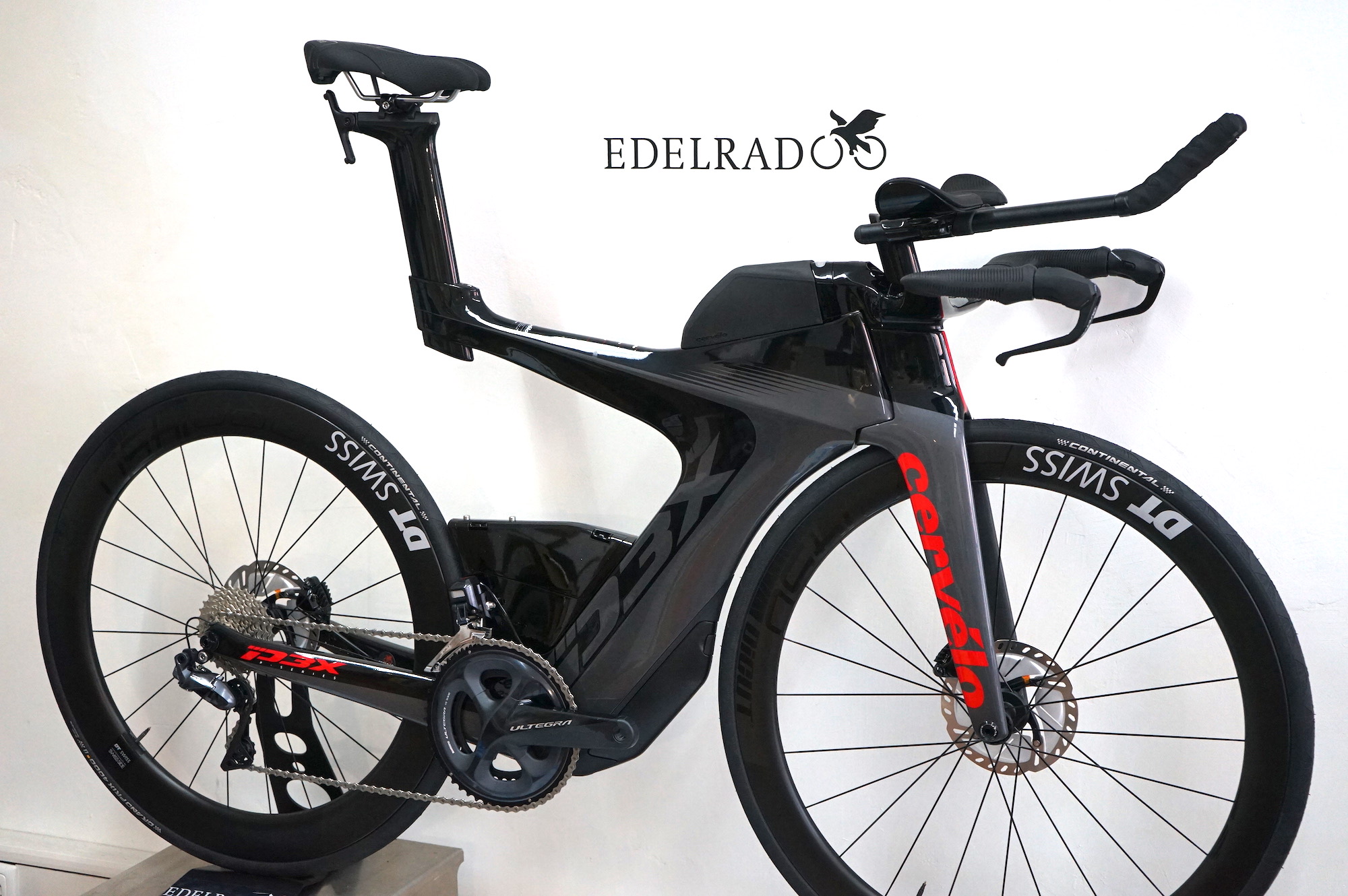 Cervelo P3X Shimano ULTEGRA DI2 / DT Swiss ARC1450 Carbon graphite/back/red