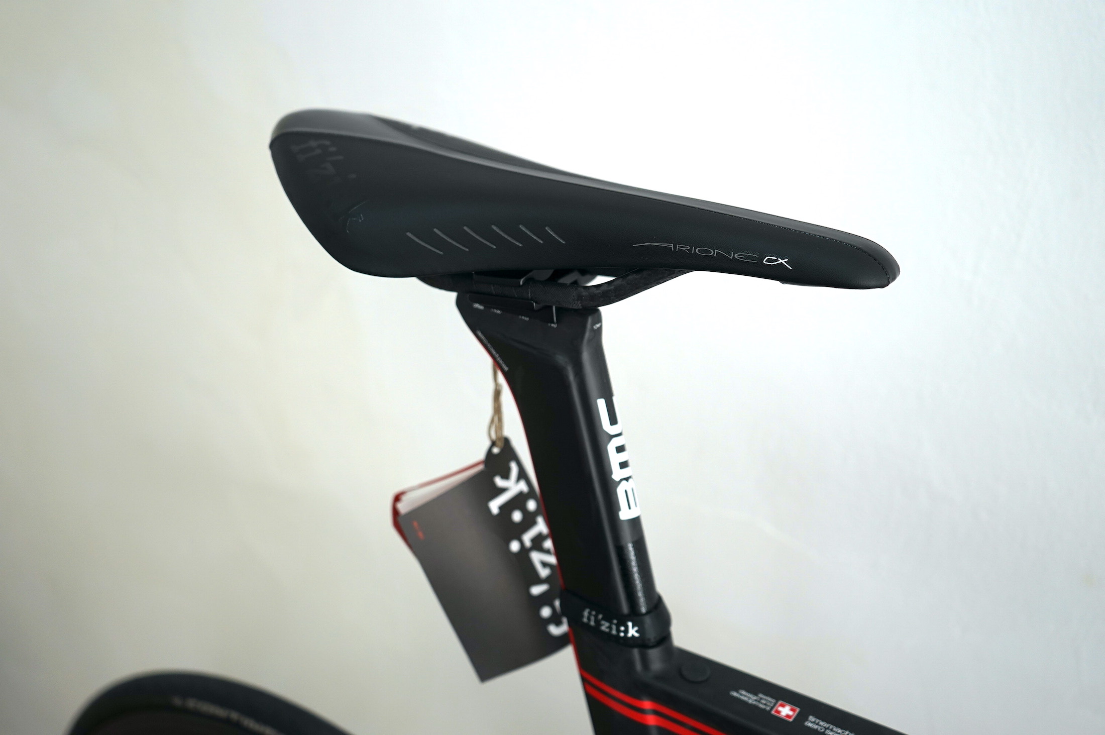 BMC  TimeMachine Road  TMR01 DuraAce Di2 m Novatec Carbon Clincher