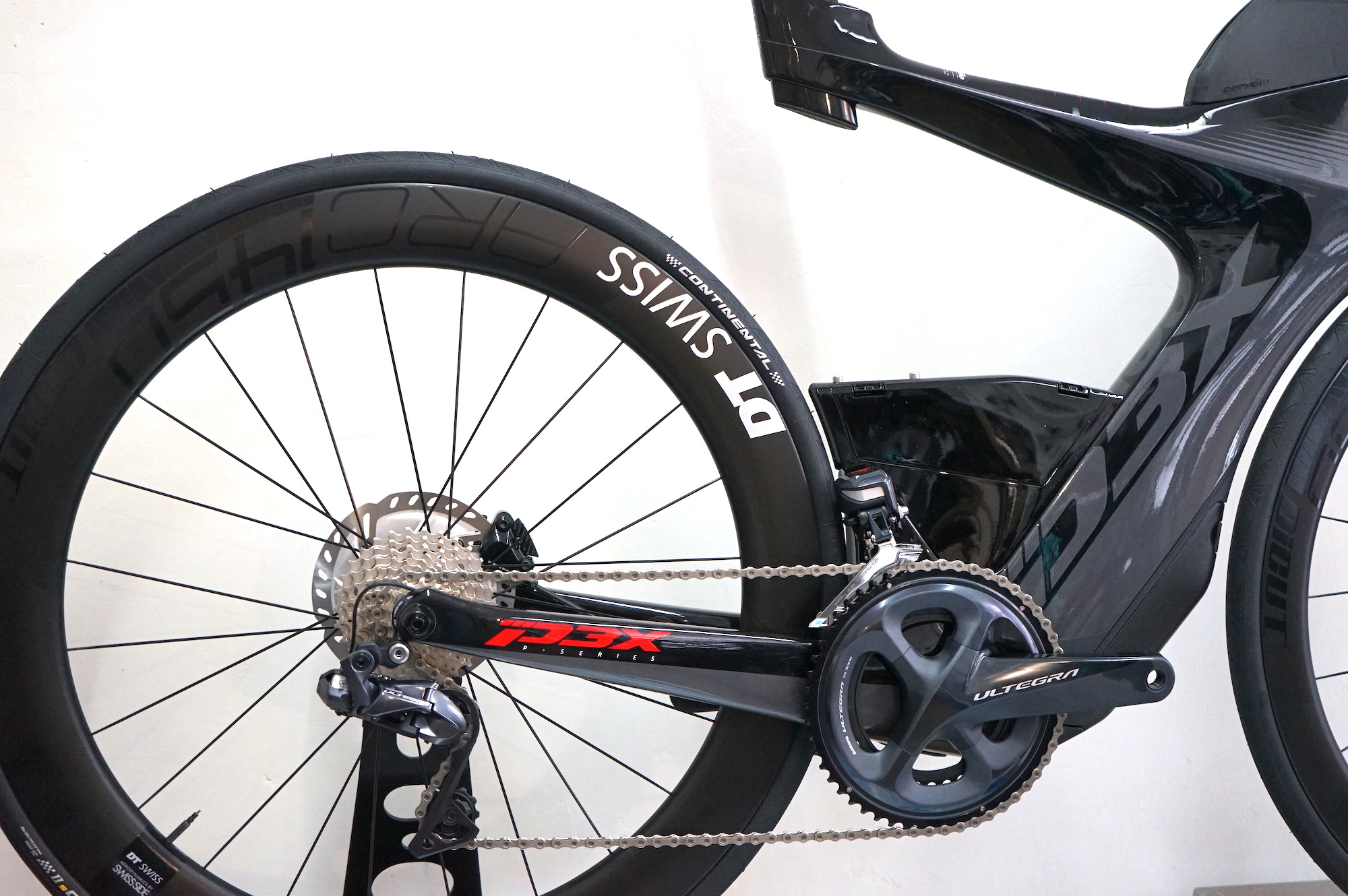 Cervelo P3X Shimano ULTEGRA DI2 / DT Swiss ARC1450 Carbon graphite/back/red