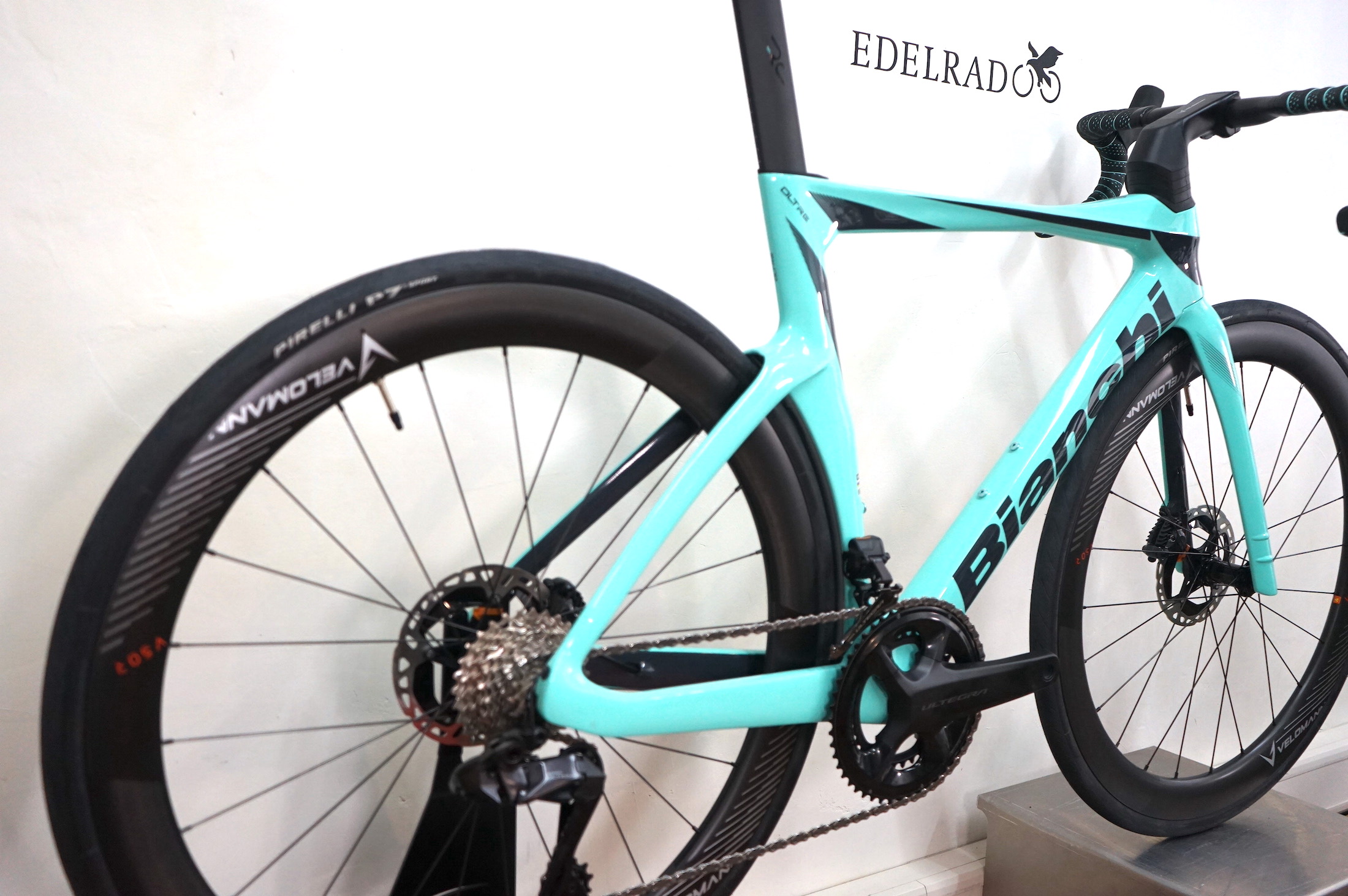 Bianchi OLTRE Comp Ultegra Di2 2x12 (2024) YSB23 XD CK16 / GRAPHITE FULL GLOSSY