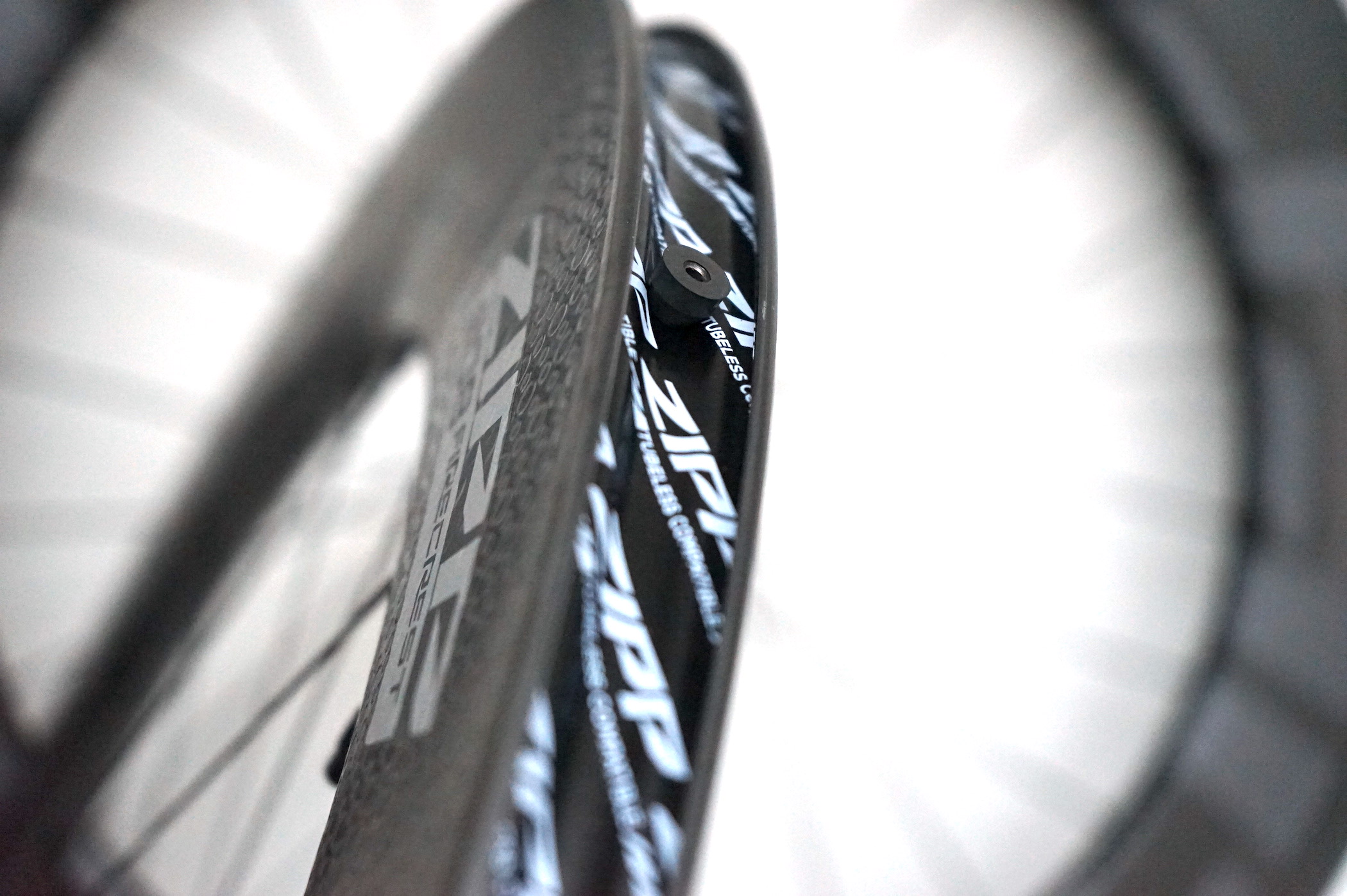 ZIPP 808 Firecrest Tubeless für Scheibenbremsen MY21 - Laufradsatz