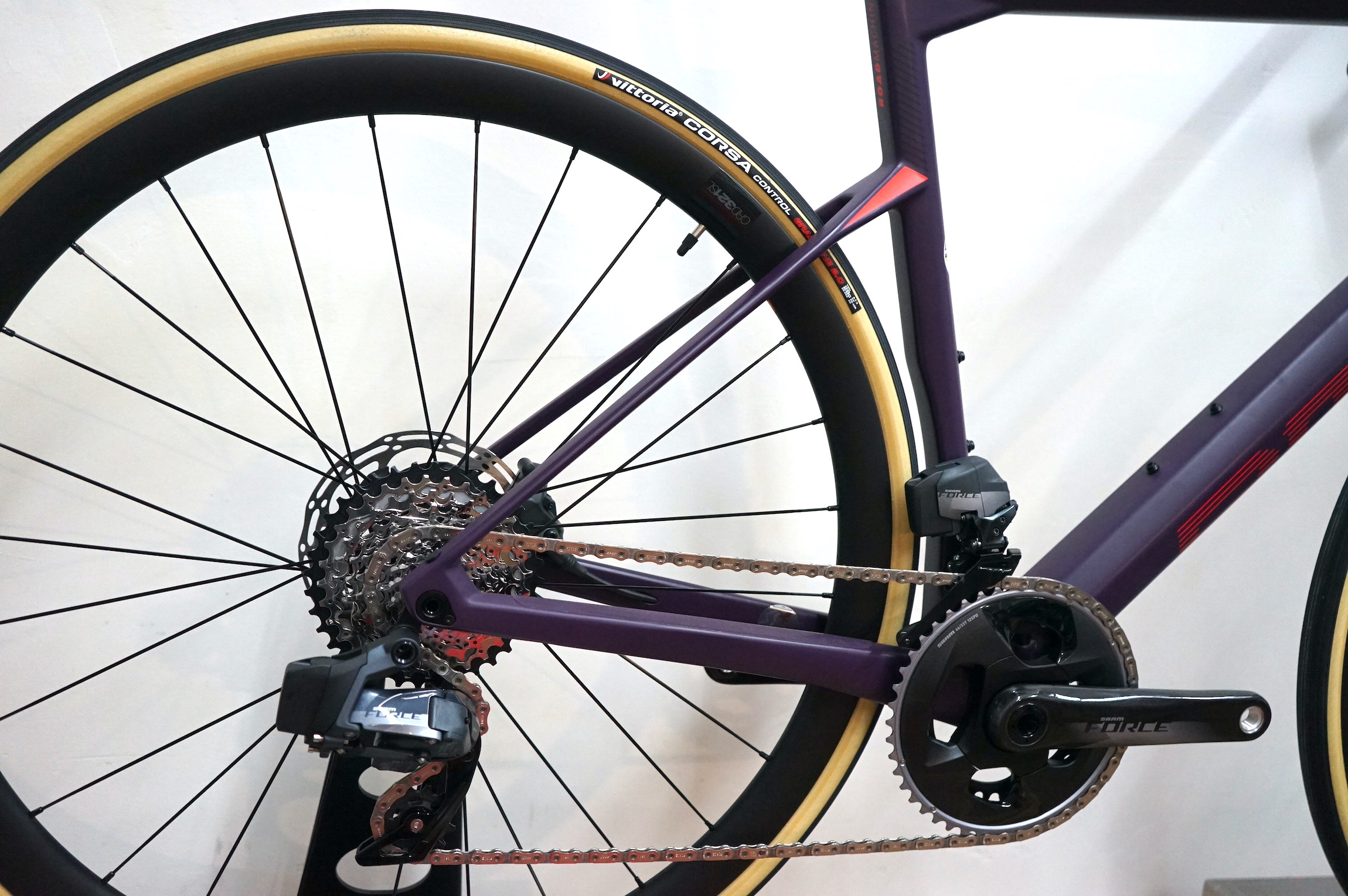 BMC ROADMACHINE 01 FOUR (2022) Sram Force AXS 2x12