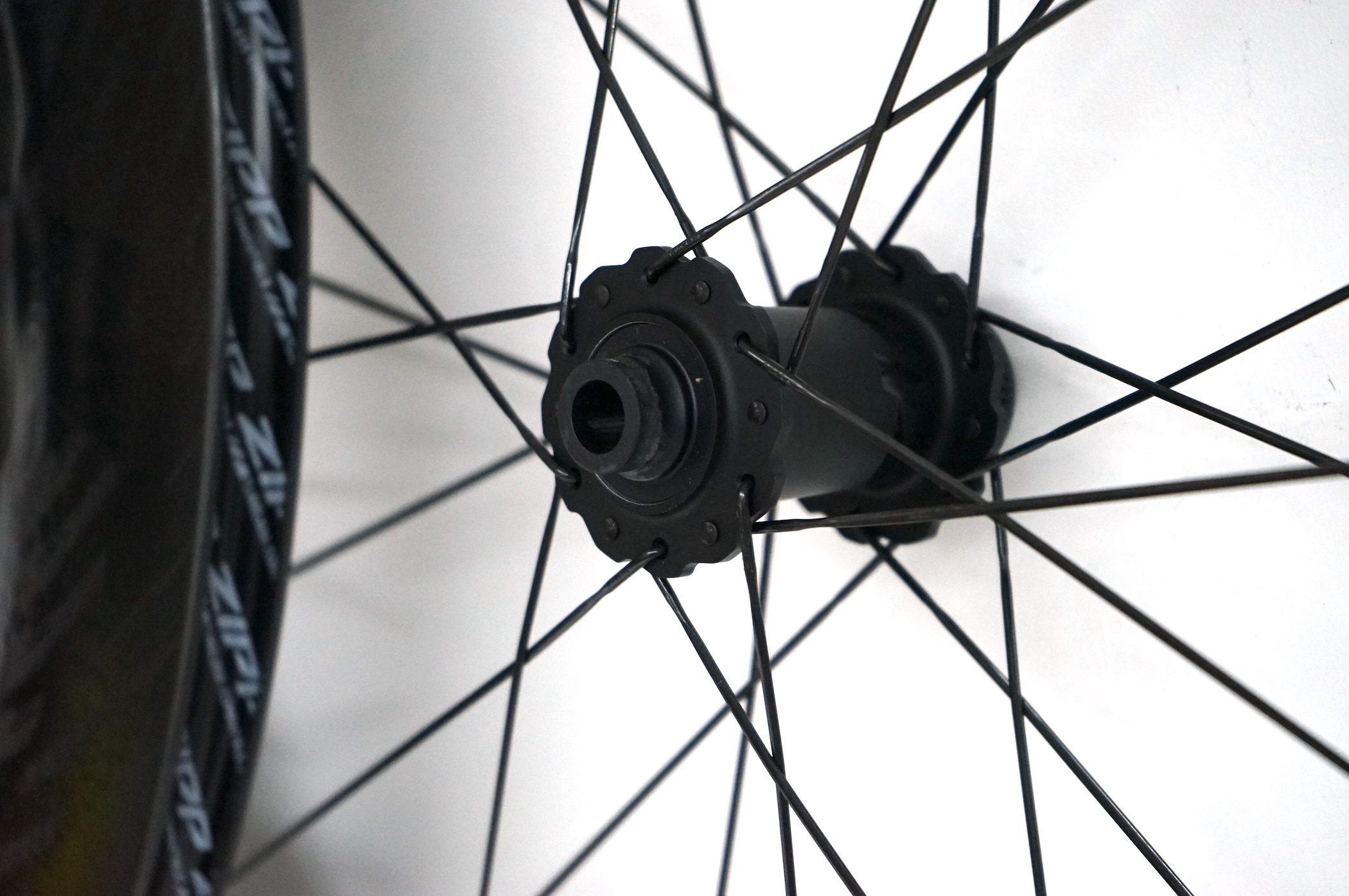 ZIPP 858 NSW Disc-Brake Centerlock (12x100mm / 12x142mm) Laufradsatz