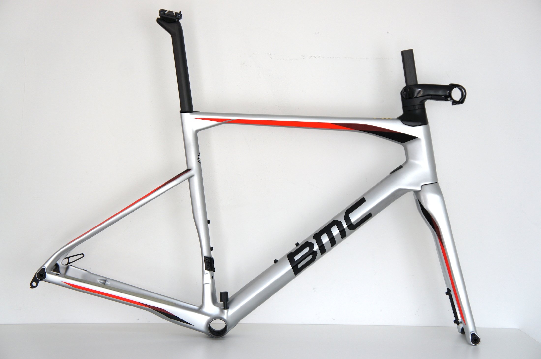 BMC RM01 Roadmachine 01 Rahmenset chrome-black-red (2017/2018)