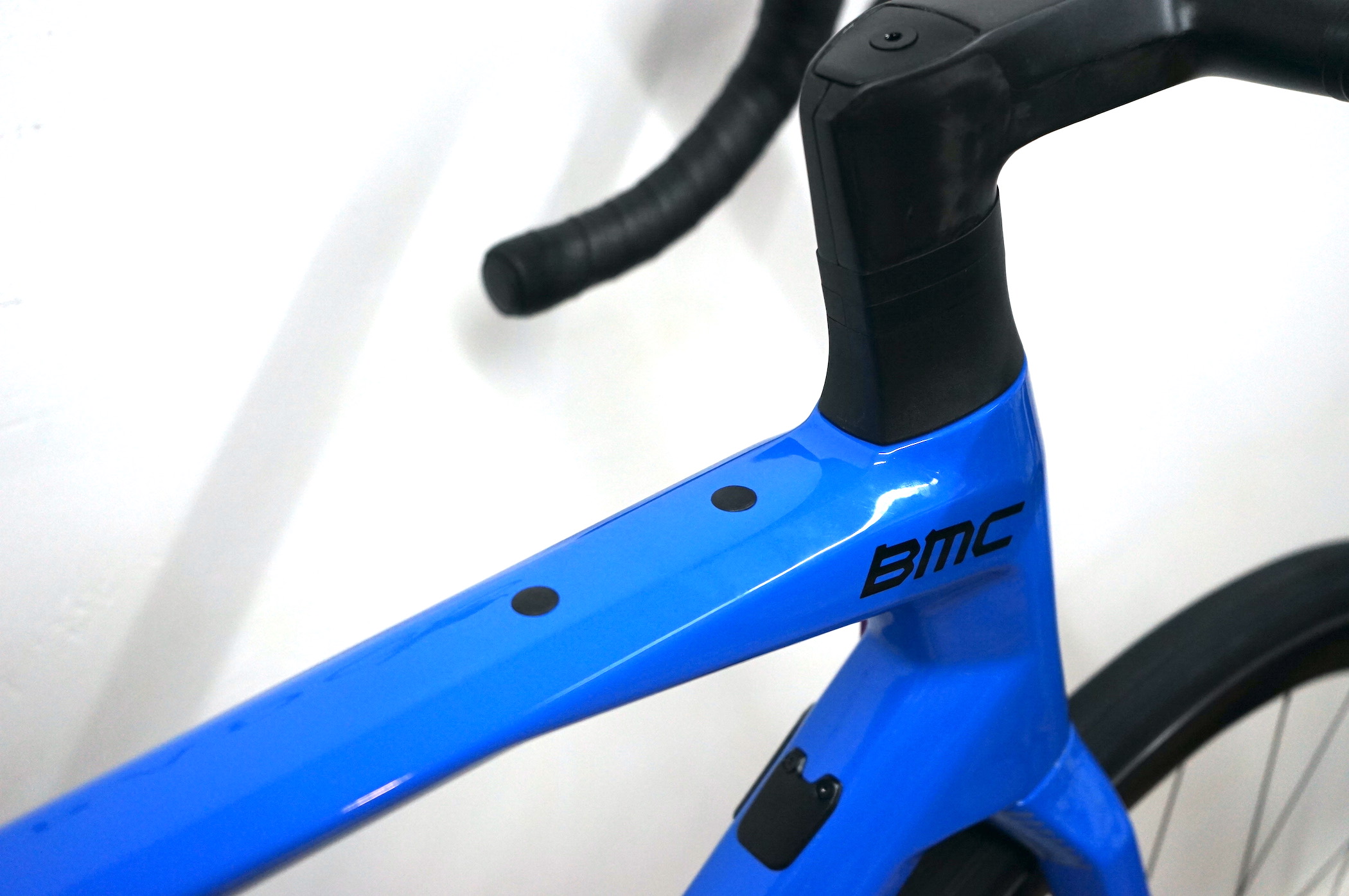 BMC ROADMACHINE 01 TWO (2022) Sram Red AXS 2x12 and Enve 3.4