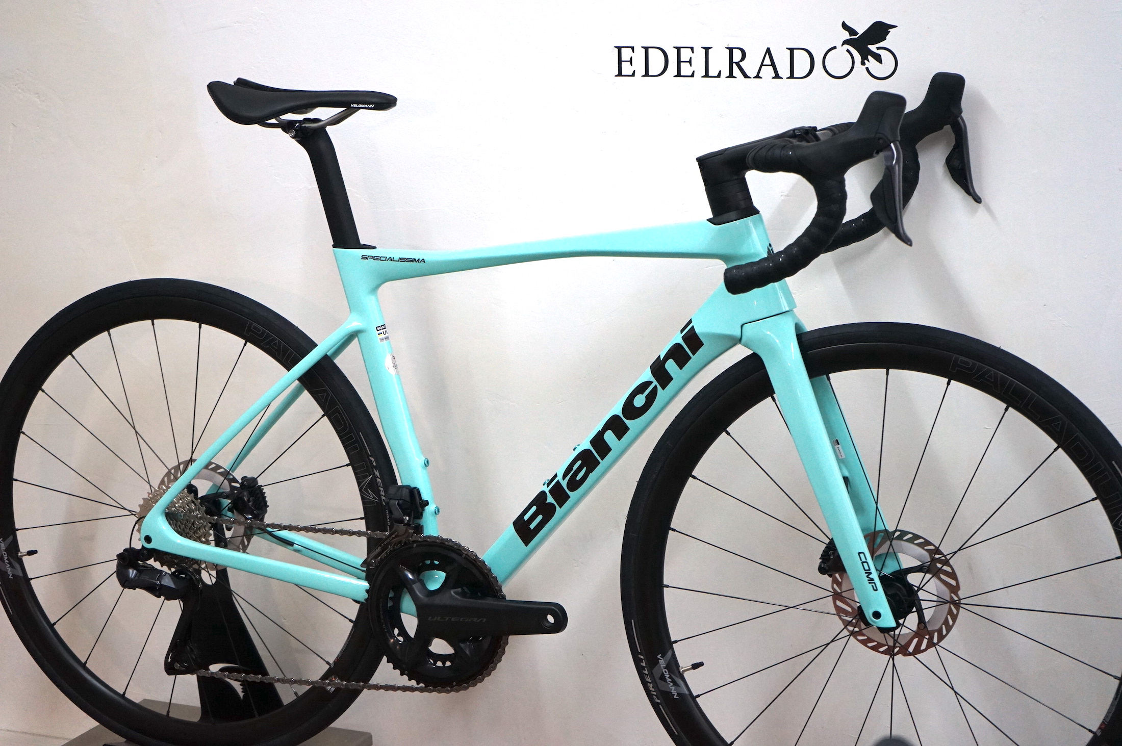 Bianchi SPECIALISSIMA Comp (2024) Ultegra Di2 2x12 (YTB46 MQ)