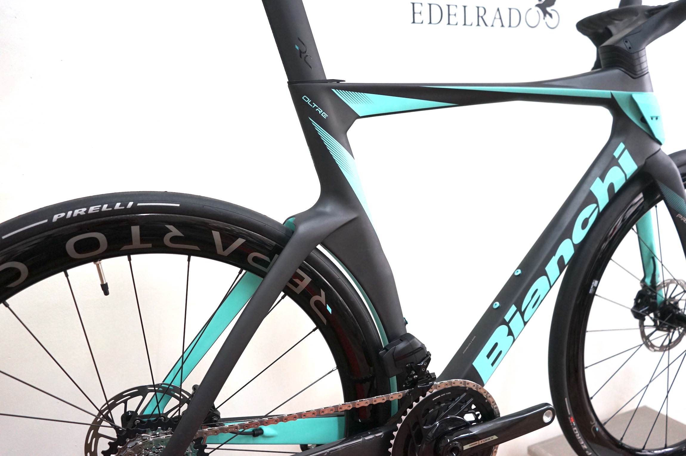 Bianchi OLTRE PRO Sram Force D2 AXS 2x12 (2024) YTB10 XJ - BLACK / CELESTE