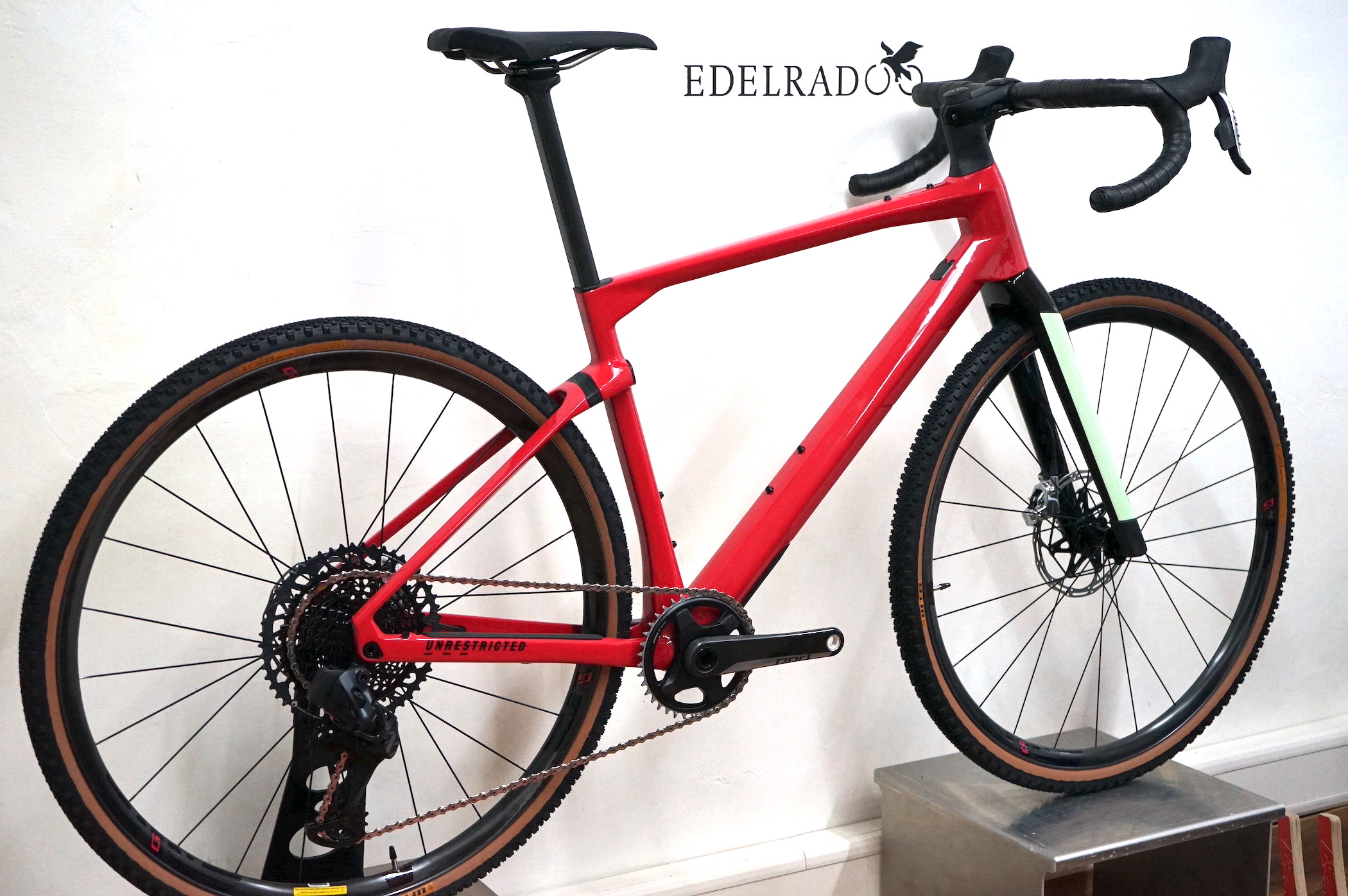 BMC URS 01 ONE (2022)  Sram Red eTap/Eagle XX1 AXS 1x12