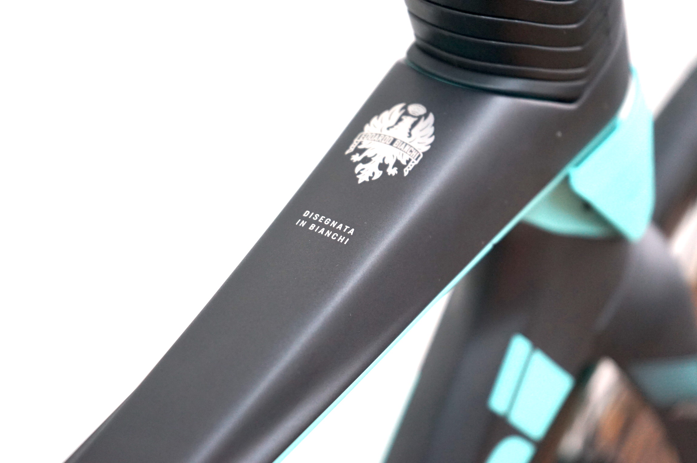 Bianchi OLTRE PRO Sram Force D2 AXS 2x12 (2024) YTB10 XJ - BLACK / CELESTE