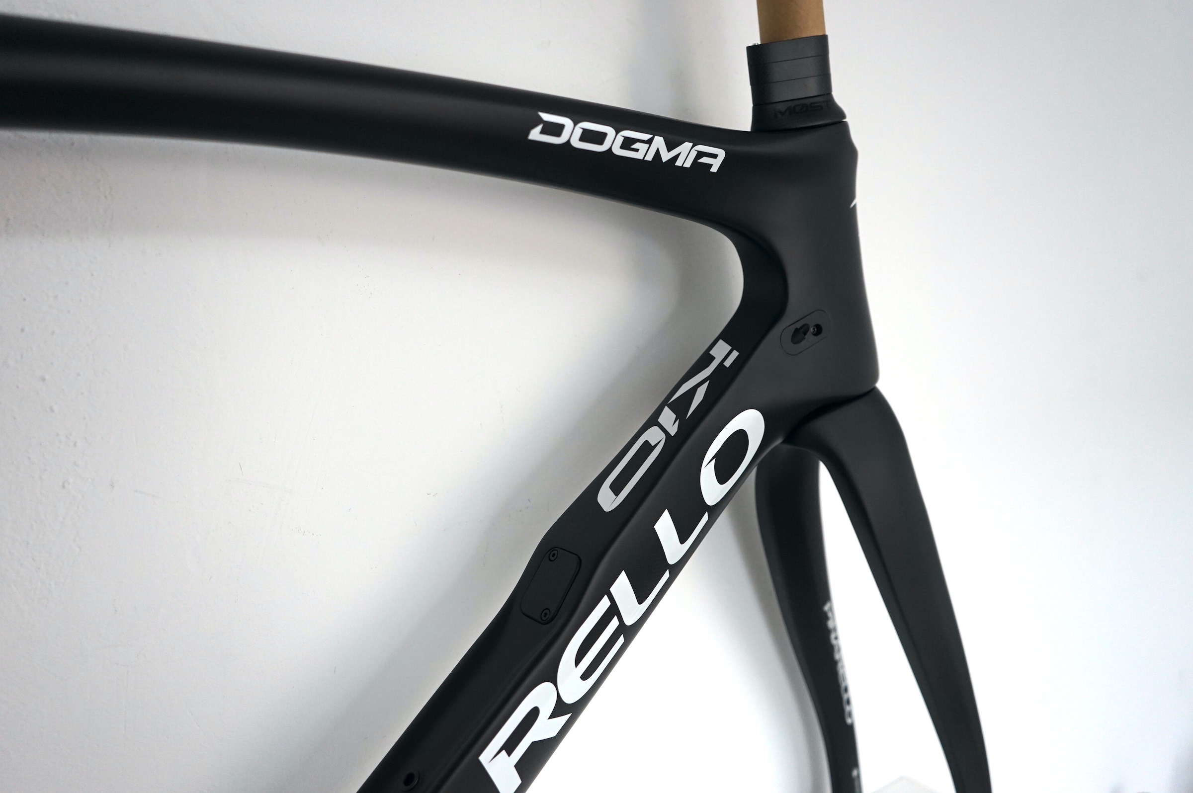 Pinarello Dogma K10 Rahmenset black/white für Felgenbremse