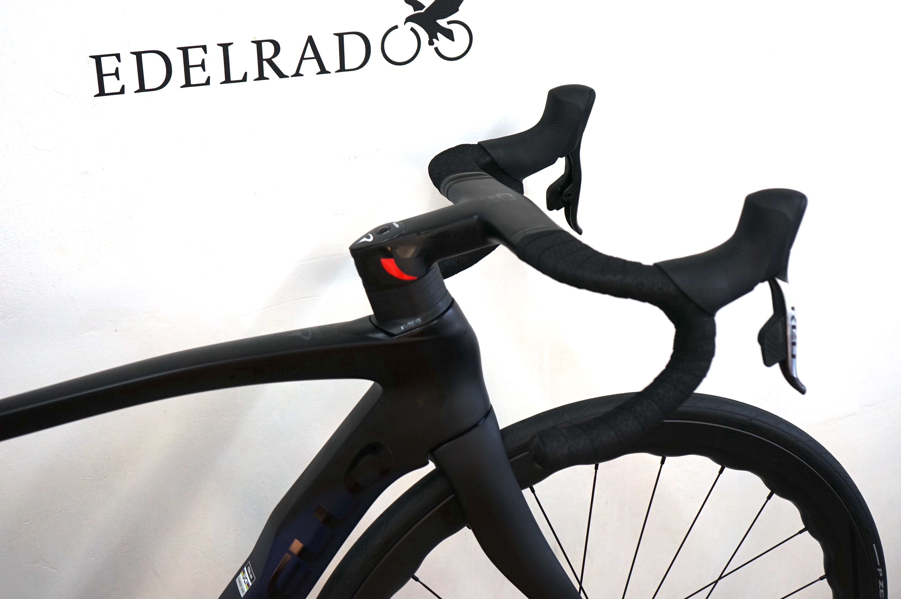 Pinarello DOGMA F disc (2023) Sram Red eTap AXS 2x12 Princeton Grit 4540 midnight-blue (B614)