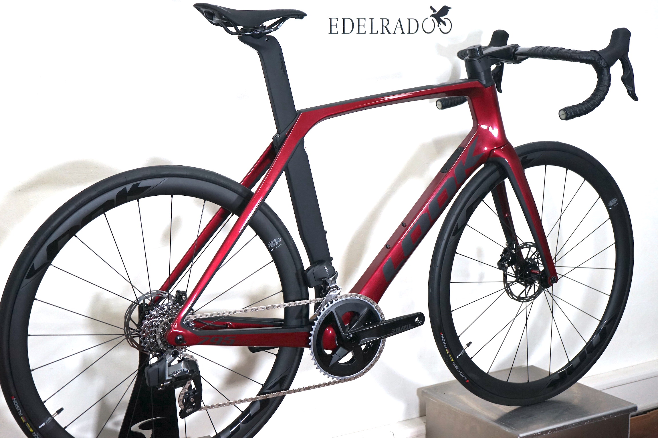 LOOK 795 Blade Disc Sram Rival eTap AXS 2x12 R38D Carbon Clincher (2023)