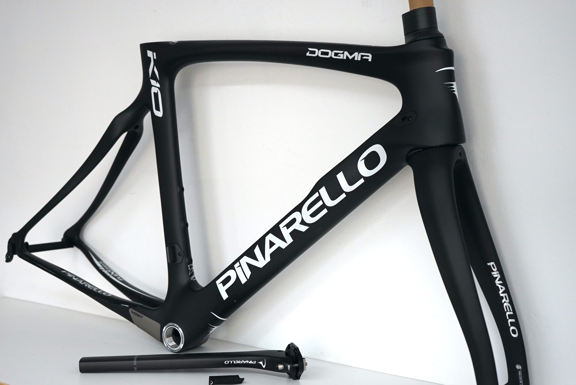 Pinarello Dogma K10 Rahmenset black/white für Felgenbremse