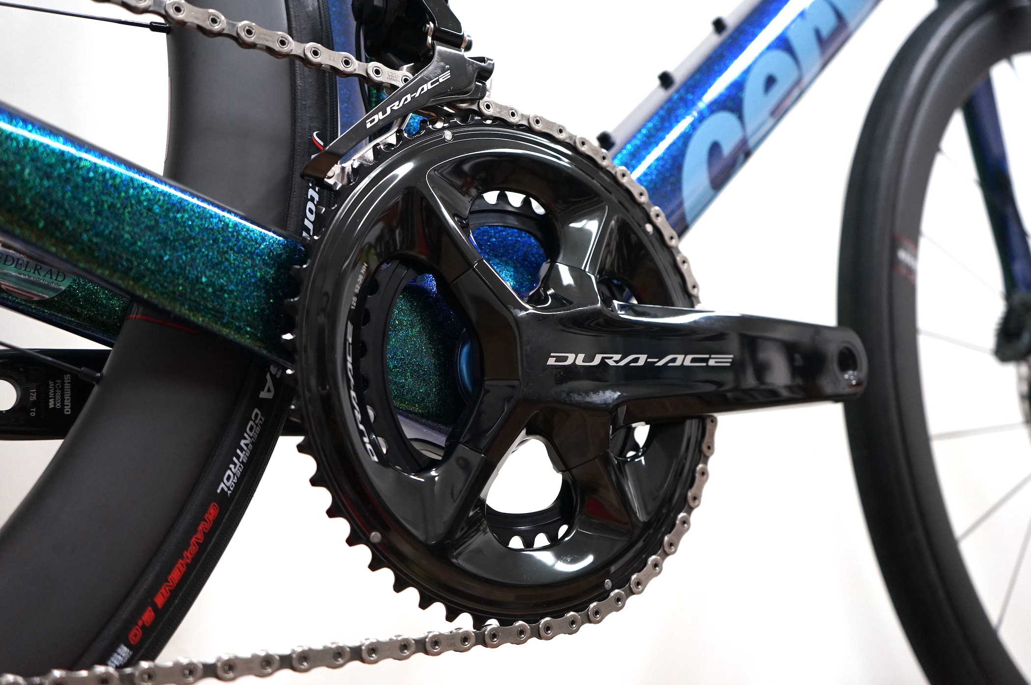 Cervelo Caledonia-5 Shimano Dura-Ace Di2 2x12 (2022) oasis