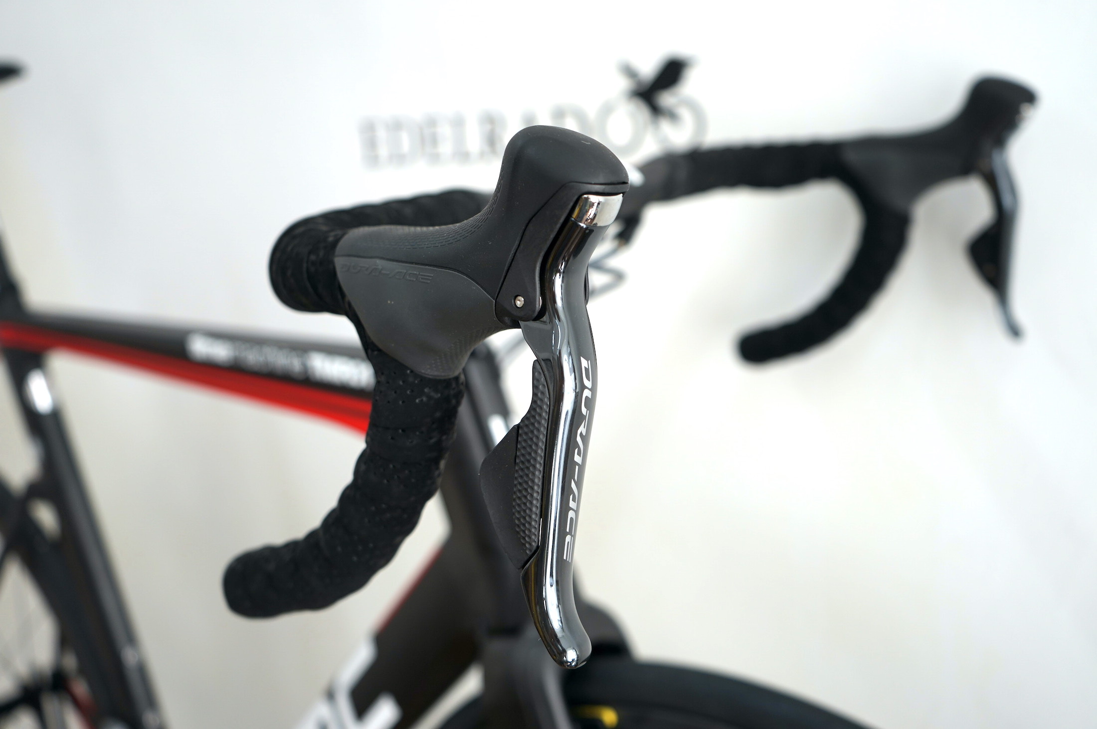 BMC  TimeMachine Road  TMR01 DuraAce Di2 m Novatec Carbon Clincher