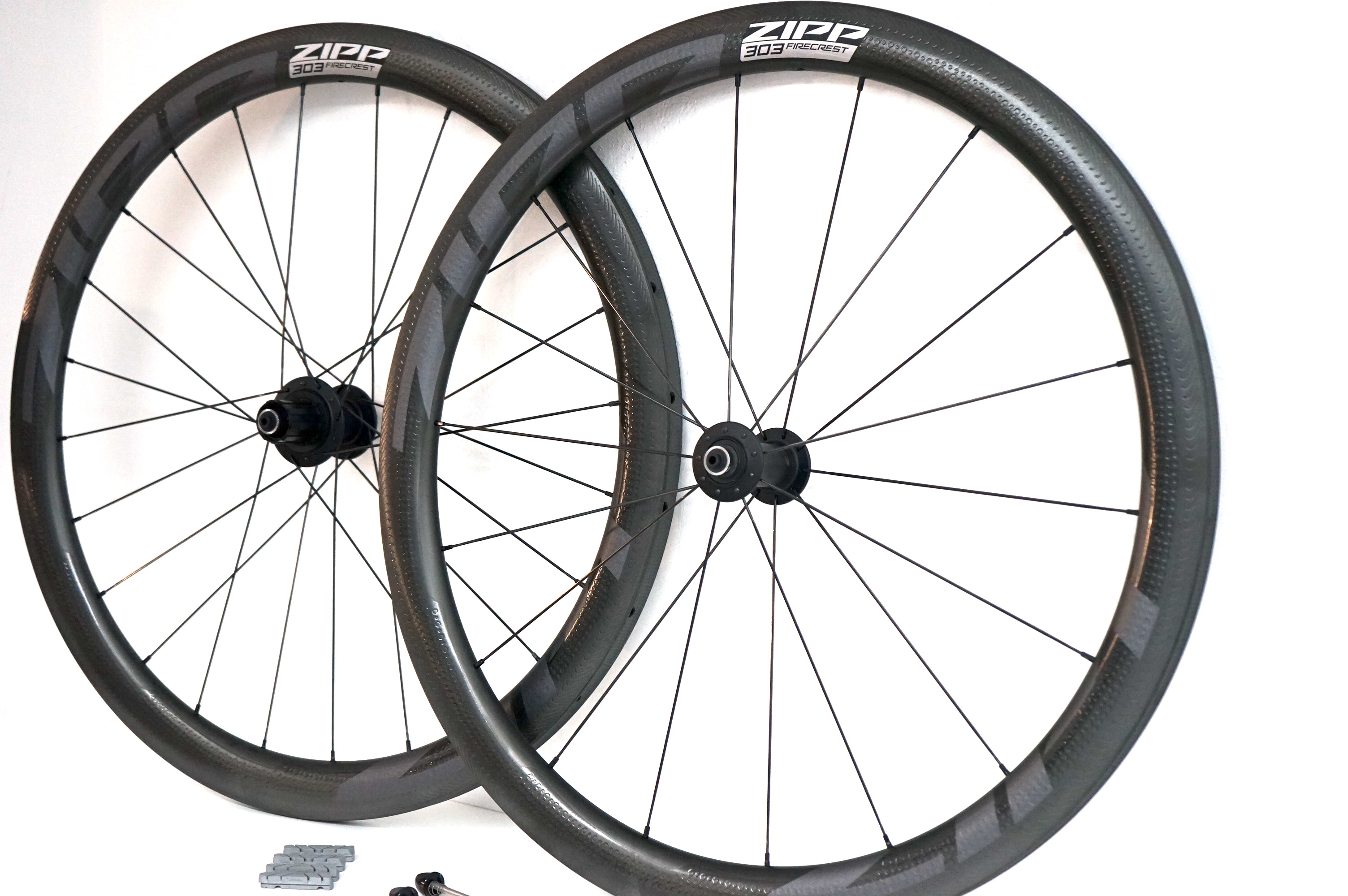 ZIPP 303 firecrest laufradsatz Felgenbremse (rim-brake) tubular
