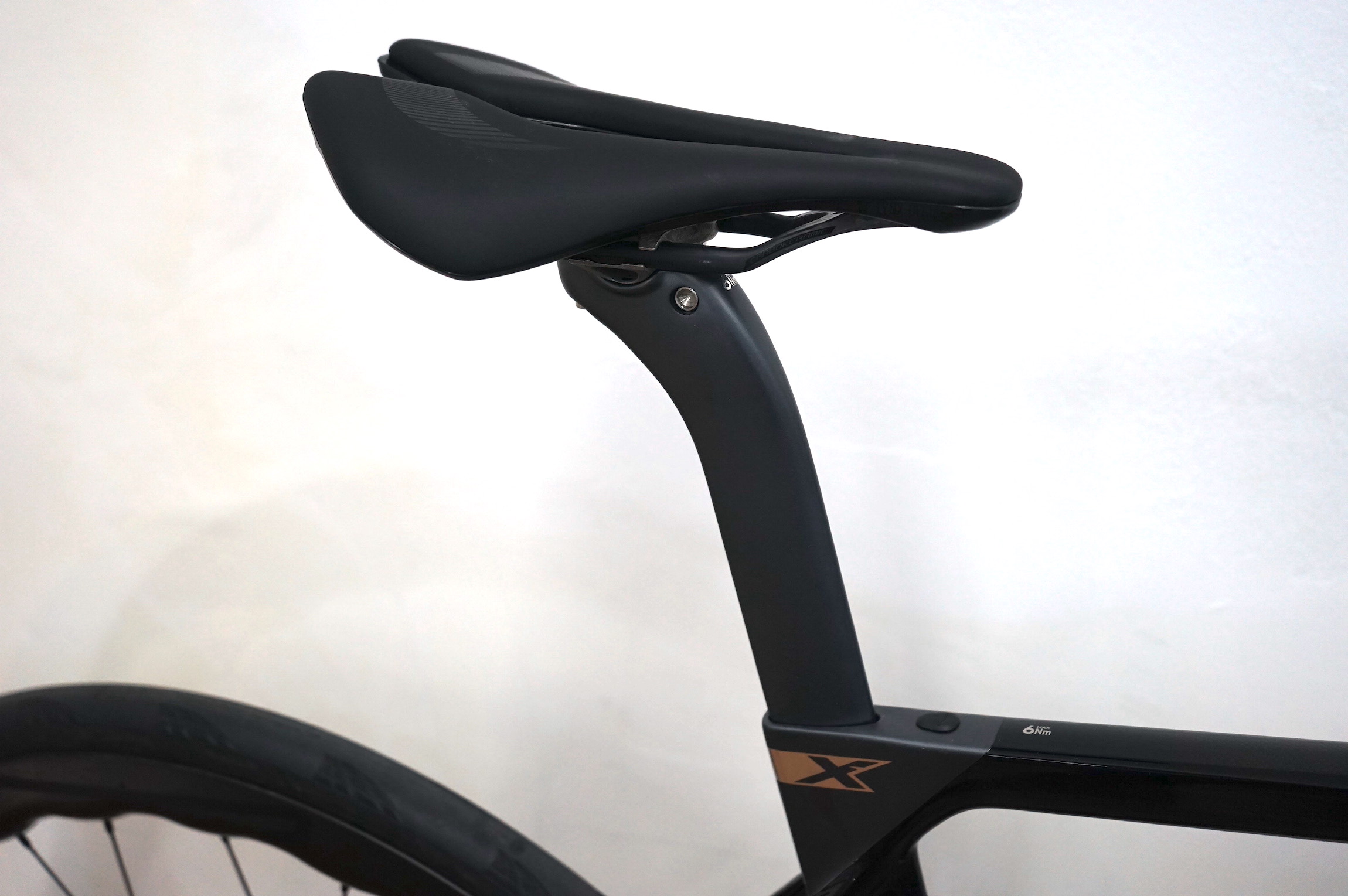 Pinarello DOGMA X disc (2024) DuraAce Di2 2x12 2x12 Princeton Grit 4540 (color CE202)