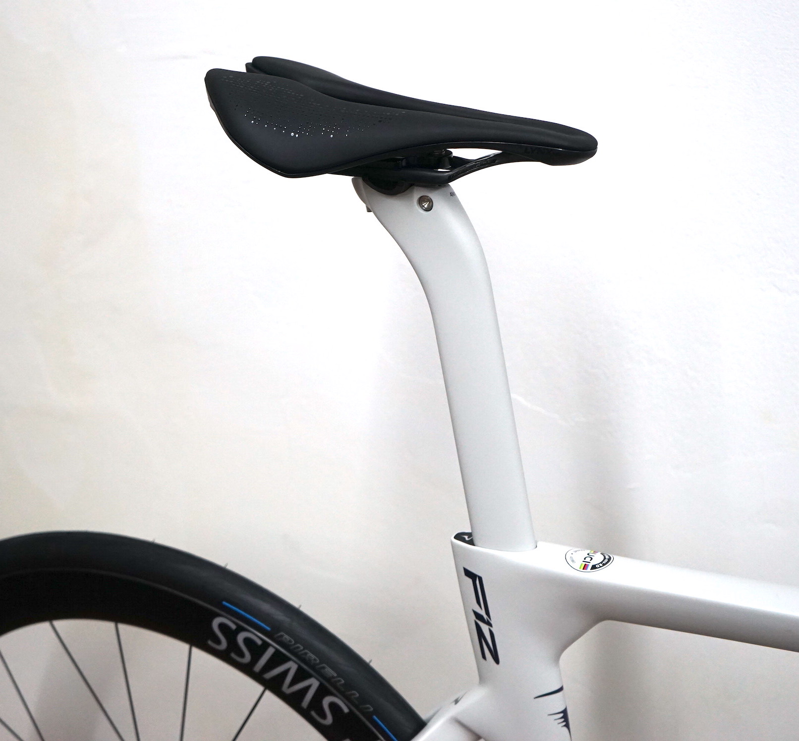 Pinarello DOGMA F12 Disc Sram Red AXS 2x12  DT Swiss ARC1400 50mm