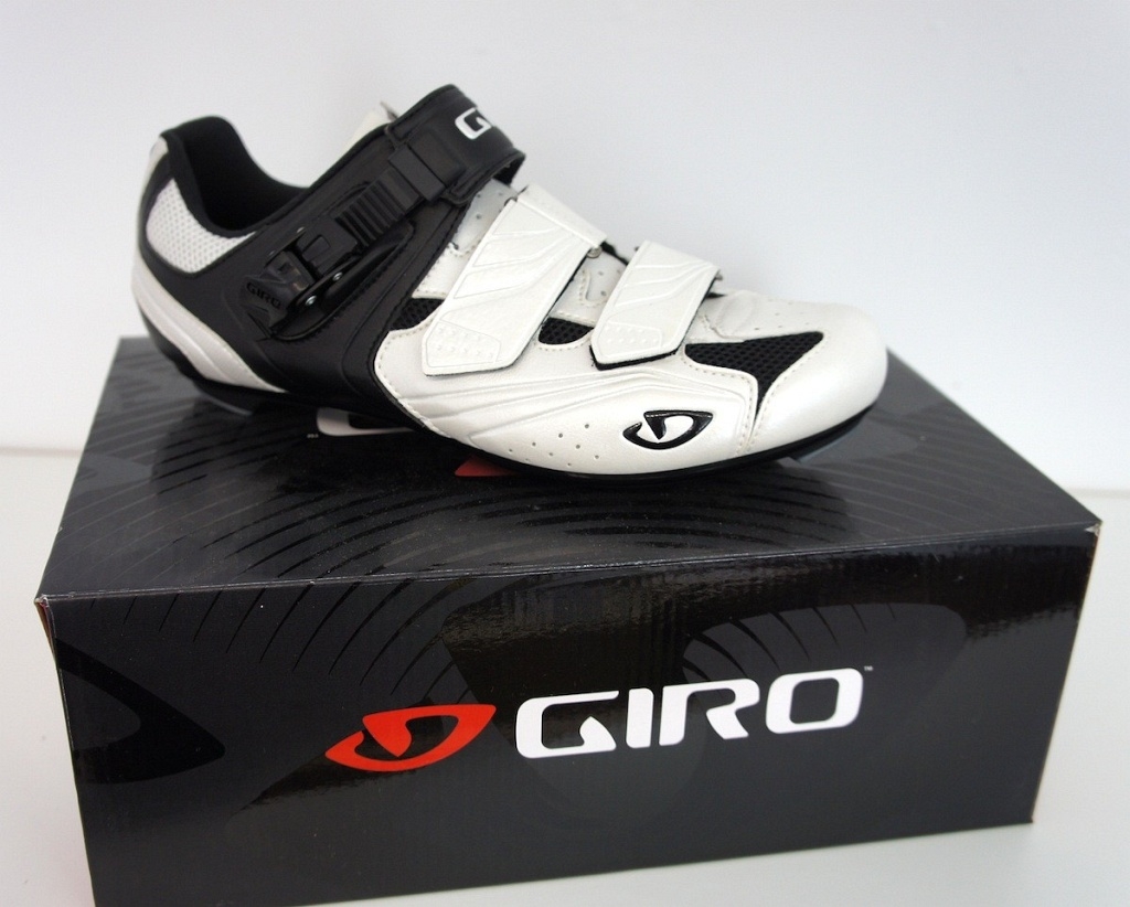 GIRO Apeckx weiss-schwarz - Rennradschuh