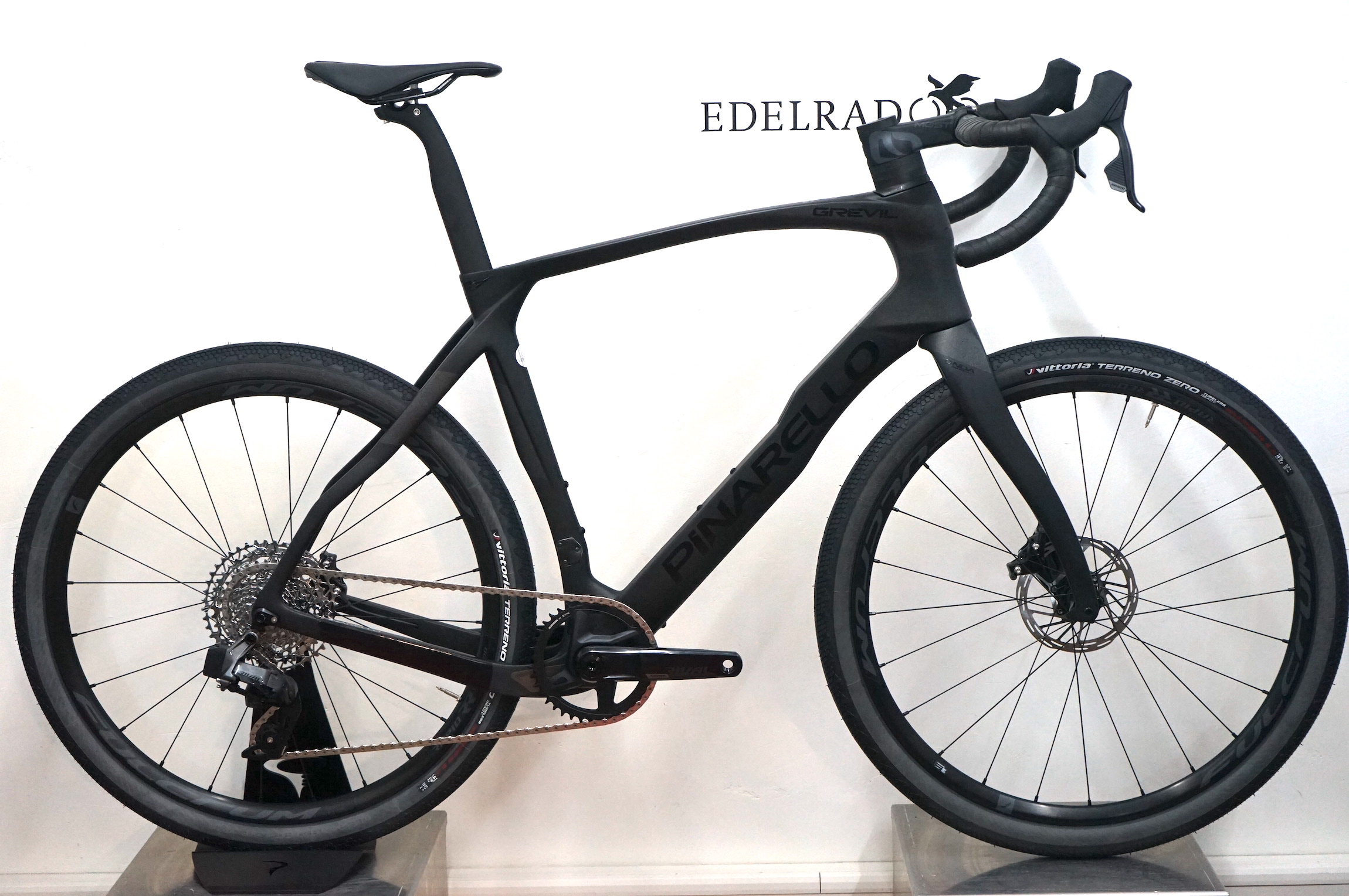 Pinarello GREVIL F Rival eTap AXS DB 1x12 XPLR / 27,5" (2023) CB301 razor-black