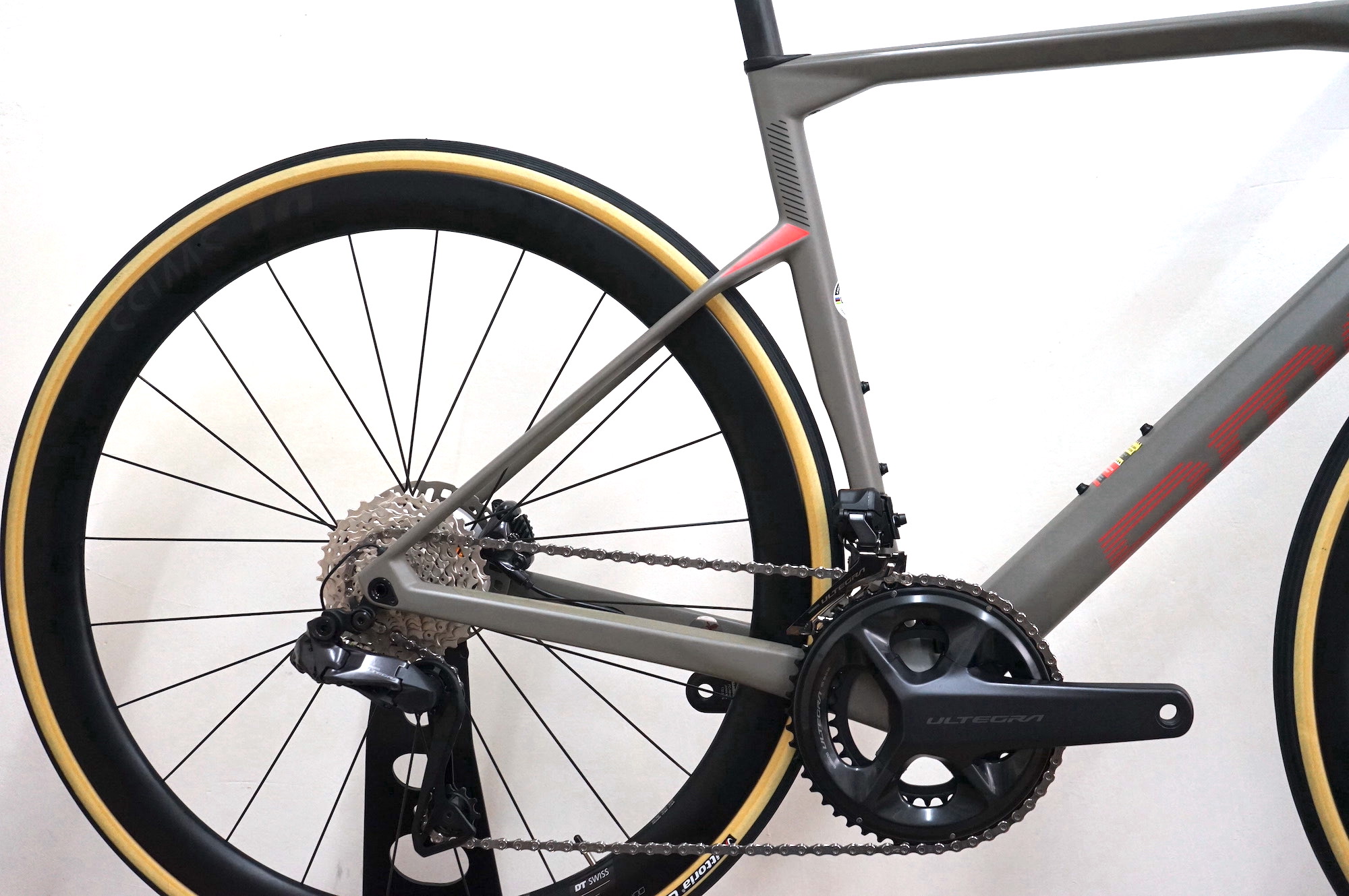 BMC ROADMACHINE 01 THREE (2022) Ultegra Di2 2x12