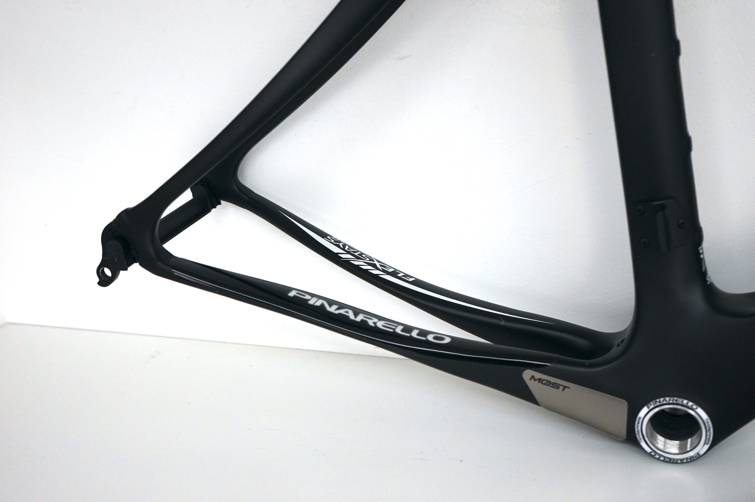 Pinarello Dogma K10 Rahmenset black/white für Felgenbremse