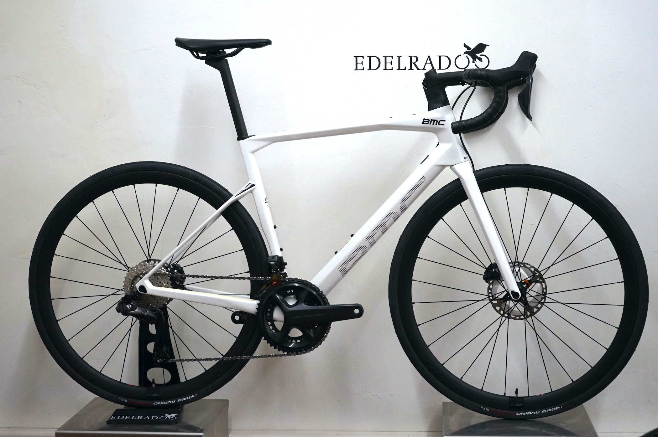 BMC Roadmachine ONE (2022) Shimano Ultegra Di2 2x12