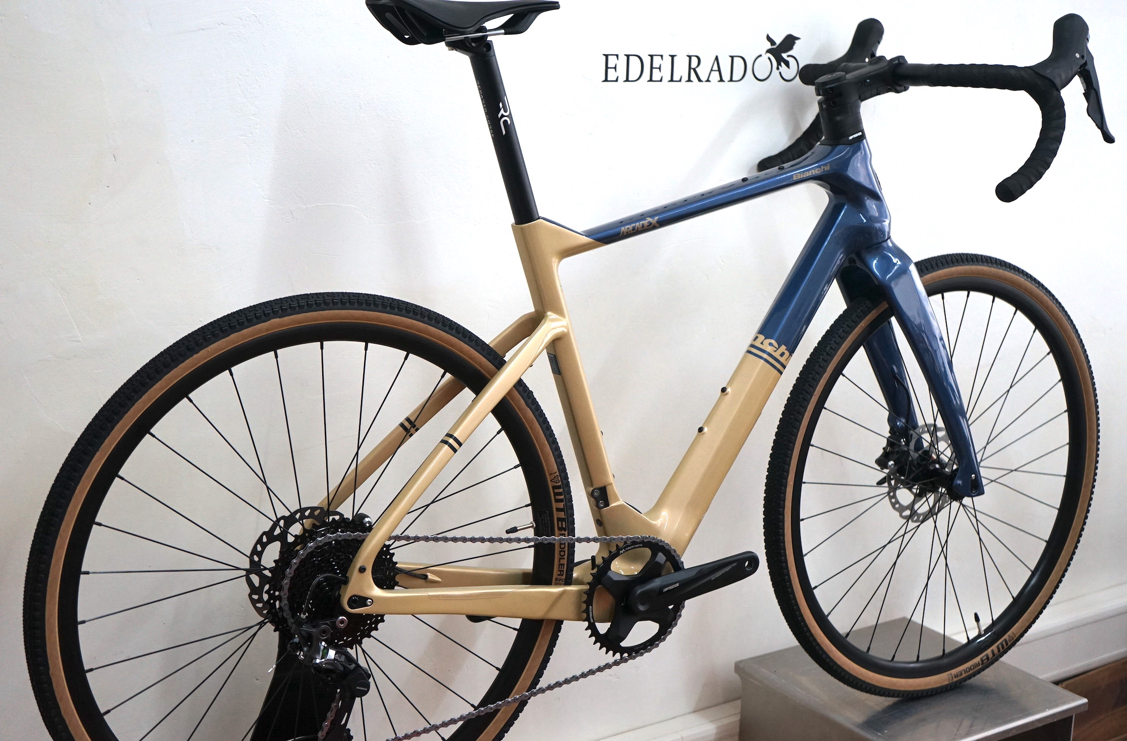 Bianchi Arcadex GRX 600 1X11 (2023) YSBX3 (GY - GOLD STORM/BLUE NOTE GLOSSY)