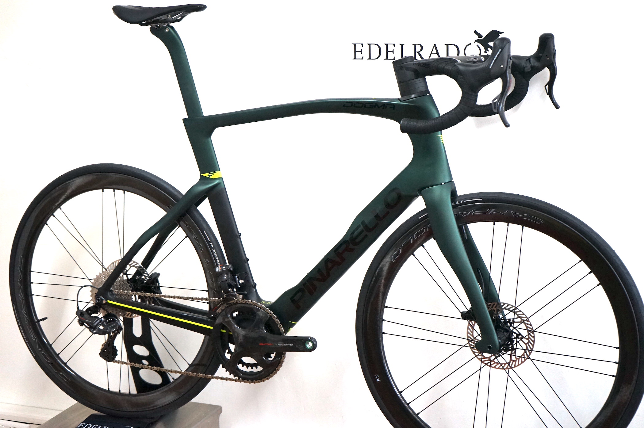 Pinarello DOGMA F disc (2022) Super Record EPS 2x12 / WTO 45 Limitied Edition