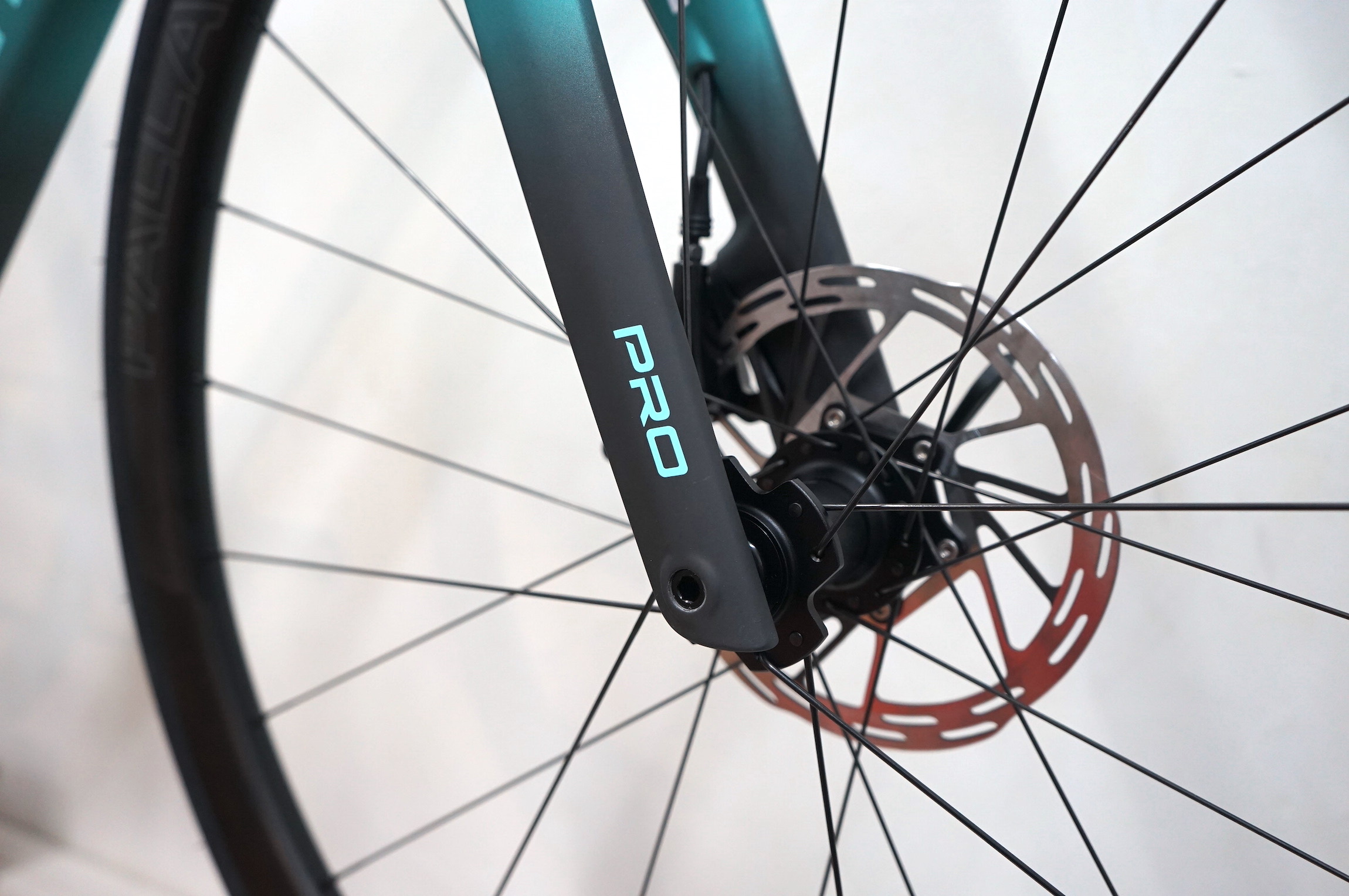 Bianchi SPECIALISSIMA PRO SRAM FORCE ETAP AXS (YTB43 MW)