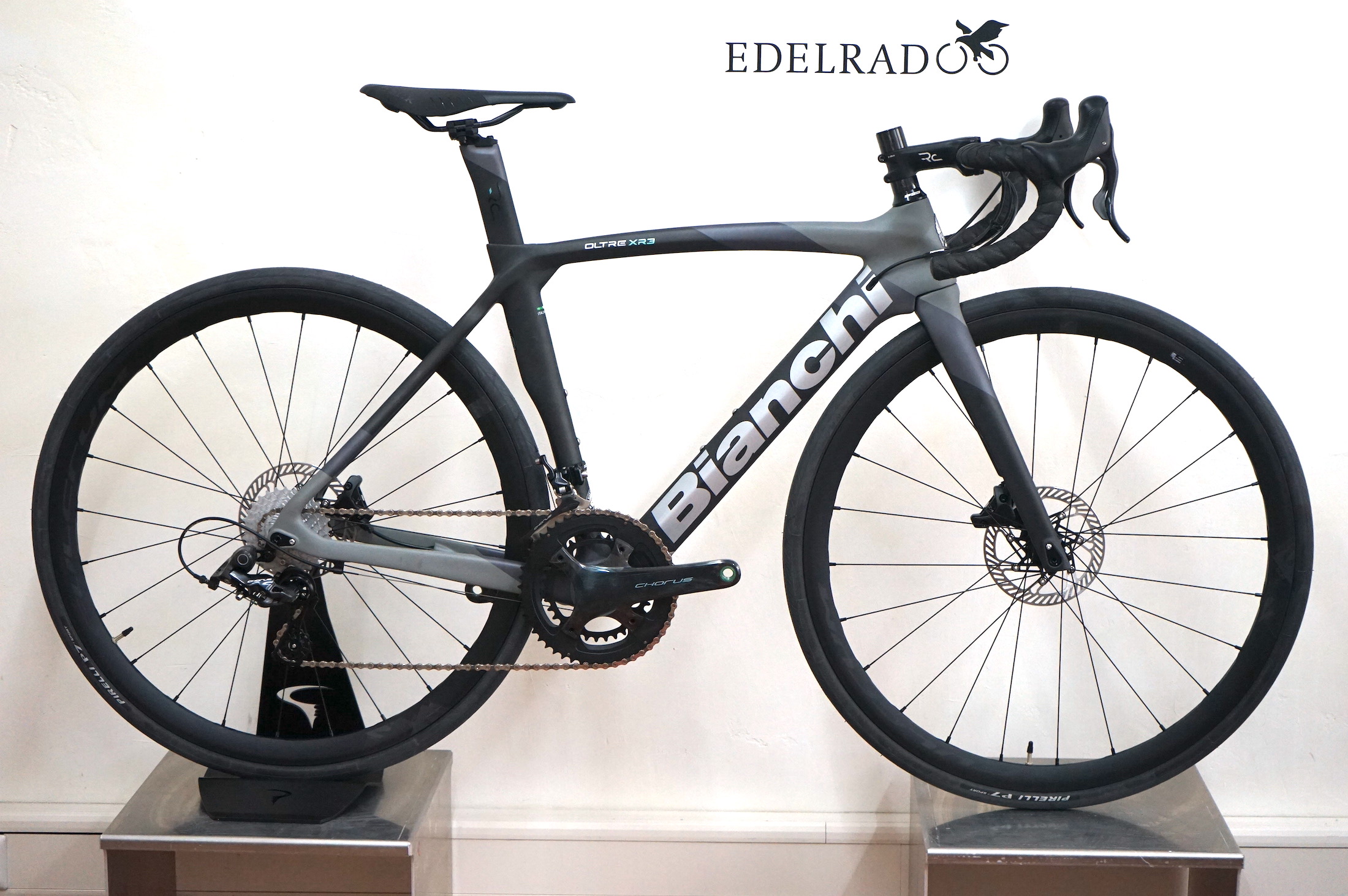 Bianchi OLTRE XR3 Chorus 2x12 (2023) XB - GRAPHITE RACE/GREY SHADE MATT