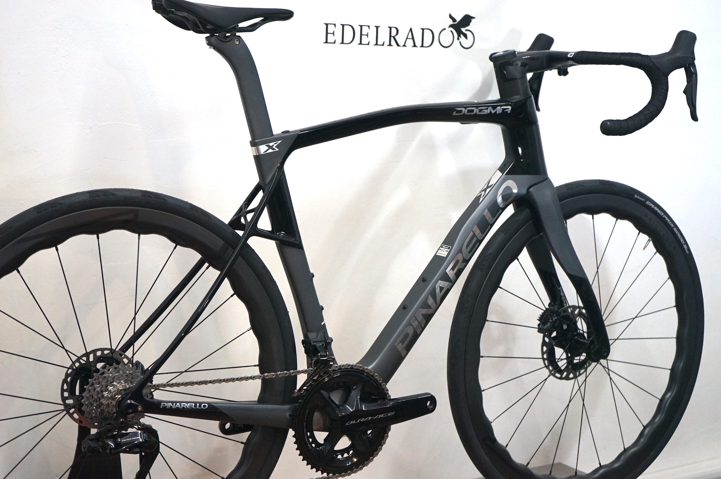 Pinarello DOGMA X disc (2024) DuraAce Di2 2x12 2x12 Princeton Grit 4540 (color CE202)