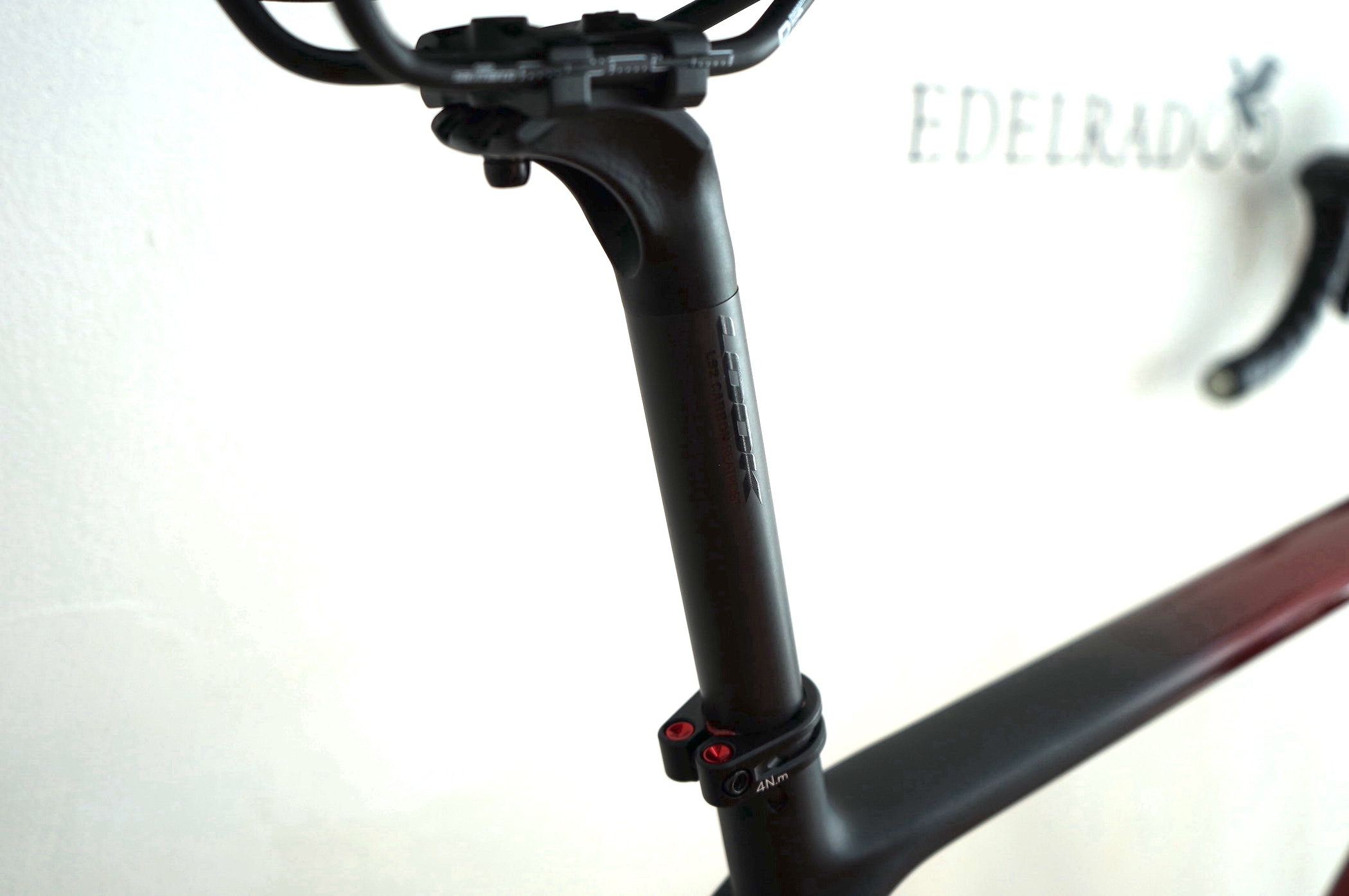 LOOK 785 HUEZ disc-brake Sram Rival AXS 2x12 (2022) Interference Red Mat Glossy