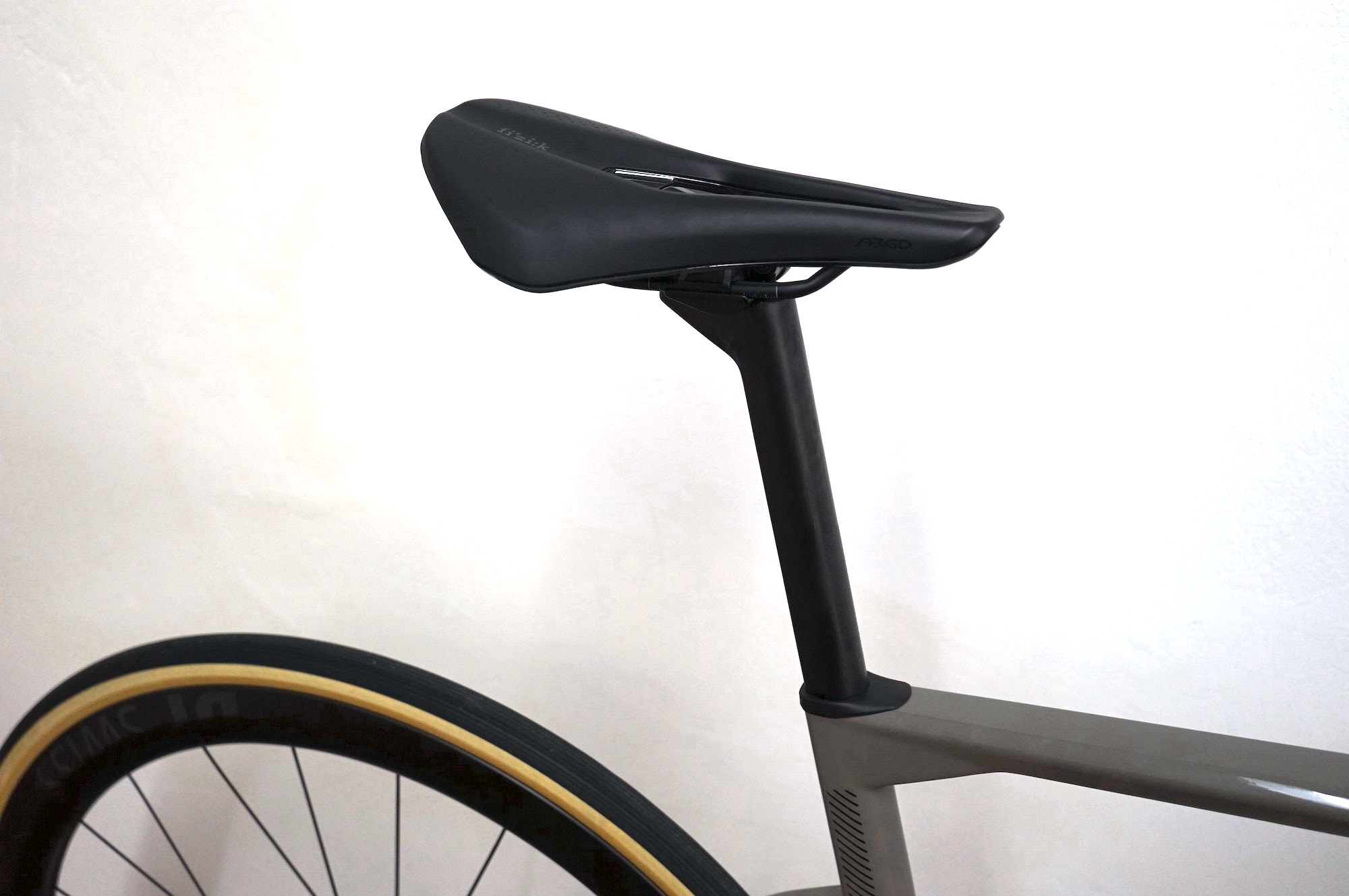 BMC ROADMACHINE 01 THREE (2022) Ultegra Di2 2x12