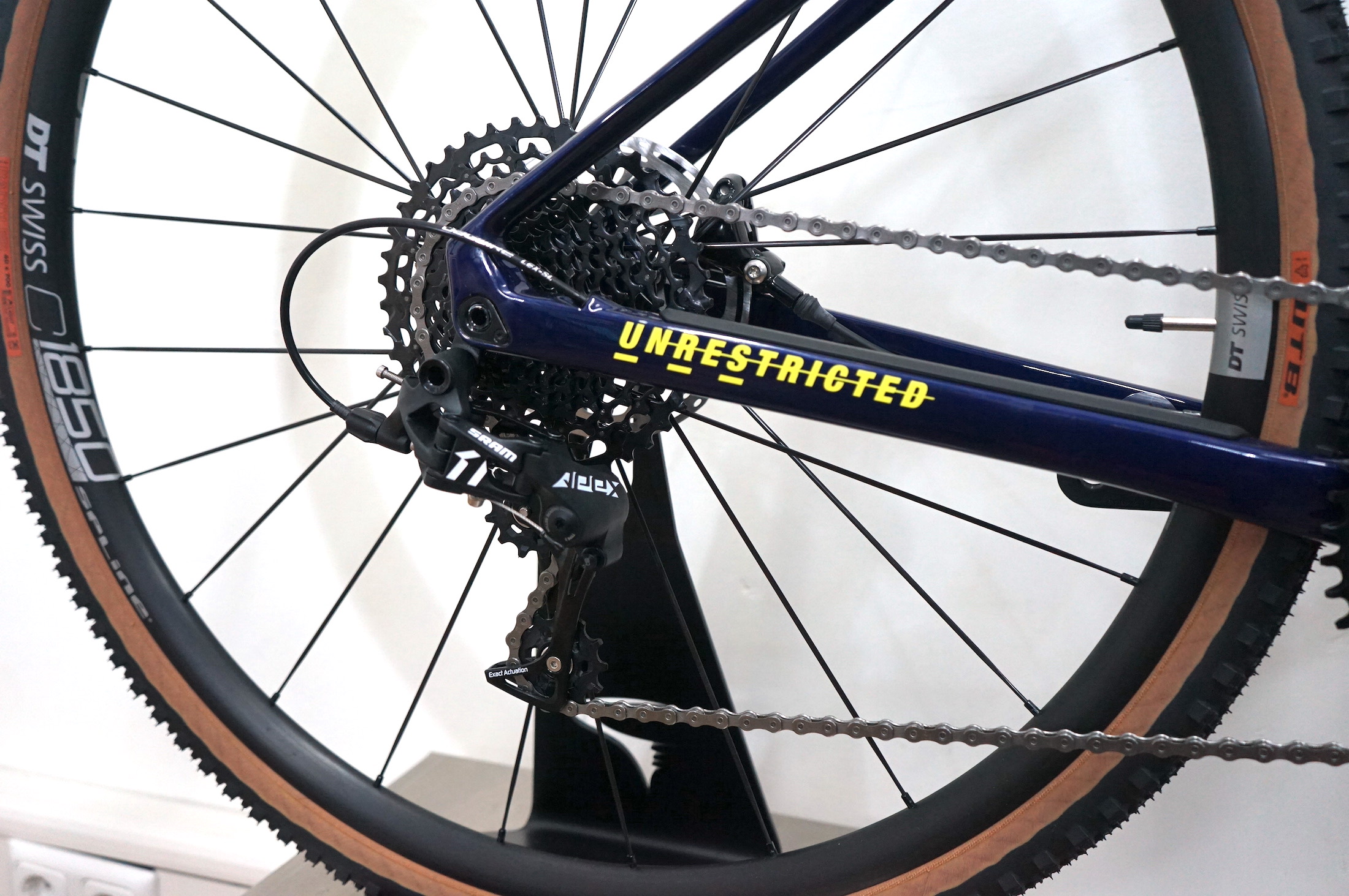 BMC URS two (2023) Sram Apex 1x11