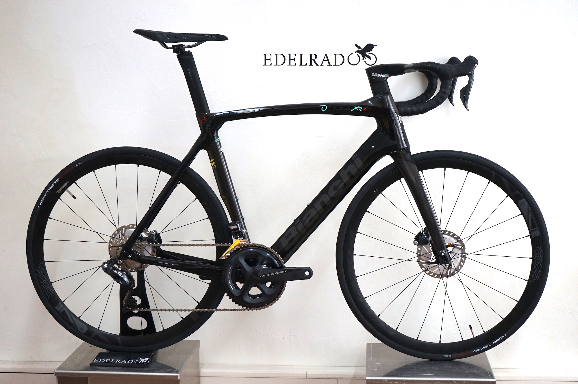 Bianchi OLTRE XR4 Disc Ultegra Di2 11SP 52/36 (2020) Color: 2R