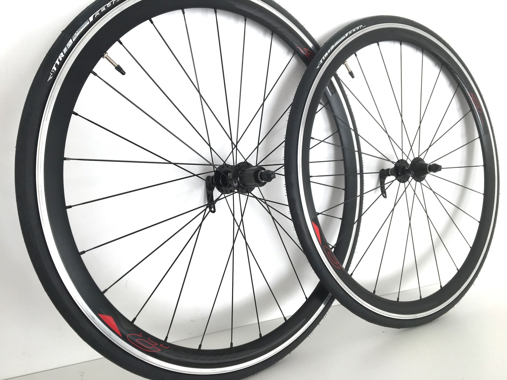 FELT TTR3 mit Alexrims - Laufradsatz (Paar) inkl. Reifen