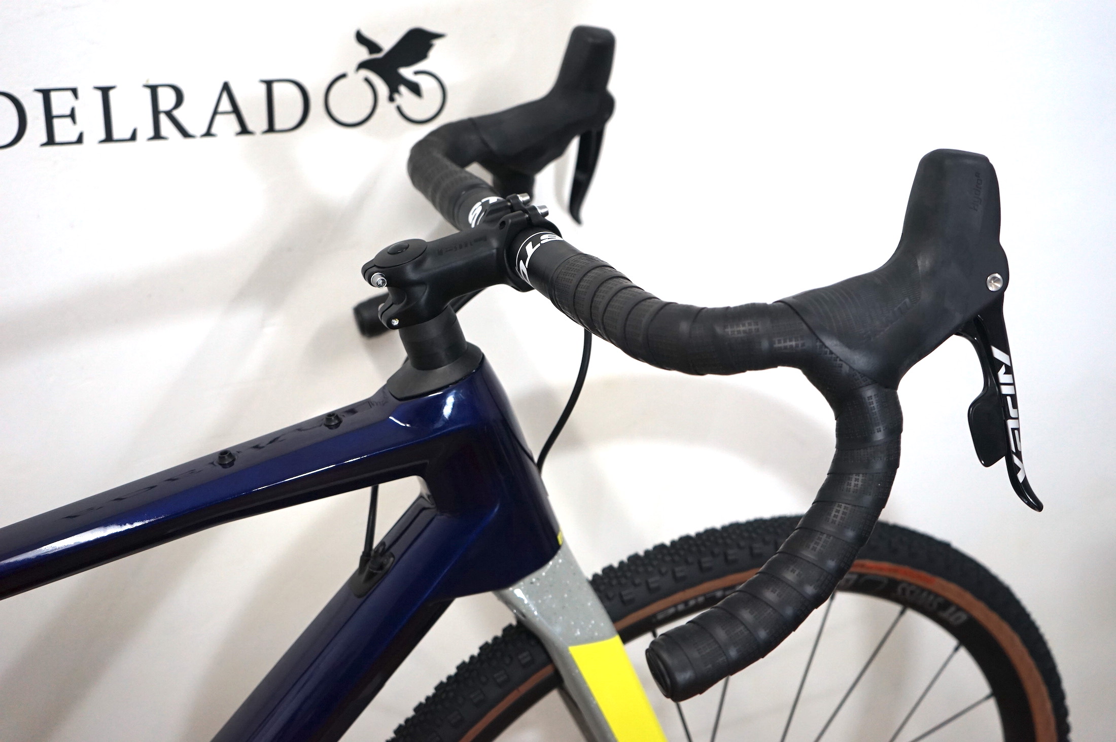 BMC URS two (2023) Sram Apex 1x11