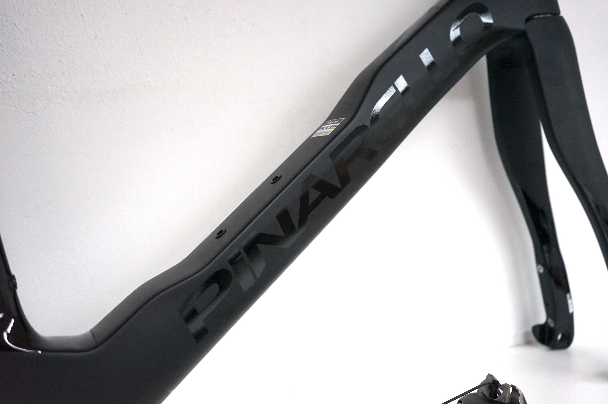 Pinarello Dogma F Disc-Brake Rahmenset BoB (black on Black) CB615