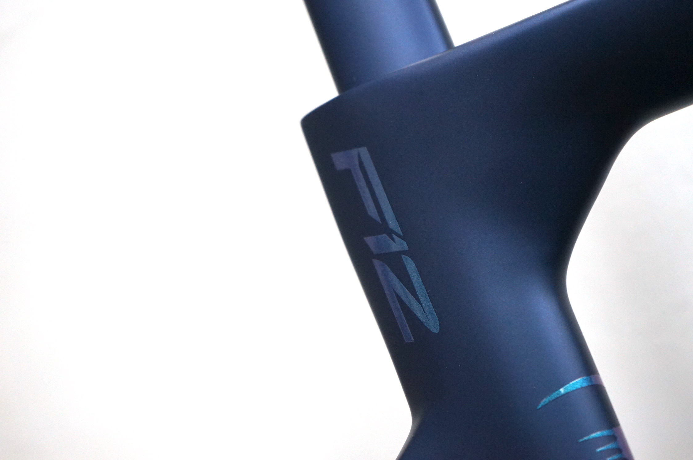 Pinarello DOGMA F12 Disc DuraAce Di2 2x11 Fulcrum Wind 400 Carbon Clincher