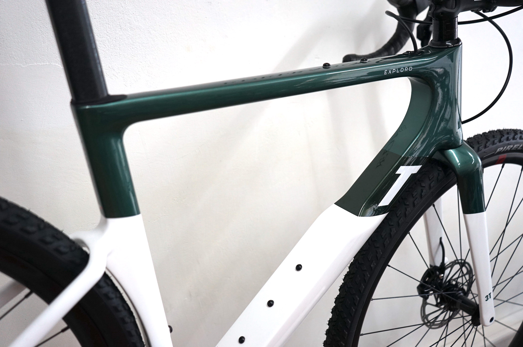 3T Exploro Race Sram Rival AXS 2x12 (2022) - RACE MAX emerald/white