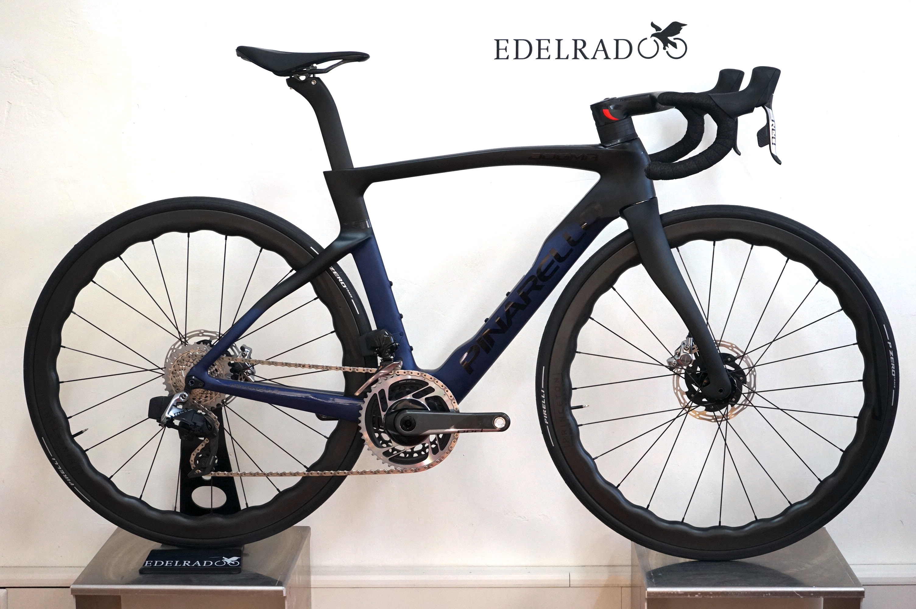 Pinarello DOGMA F disc (2023) Sram Red eTap AXS 2x12 Princeton Grit 4540 midnight-blue (B614)