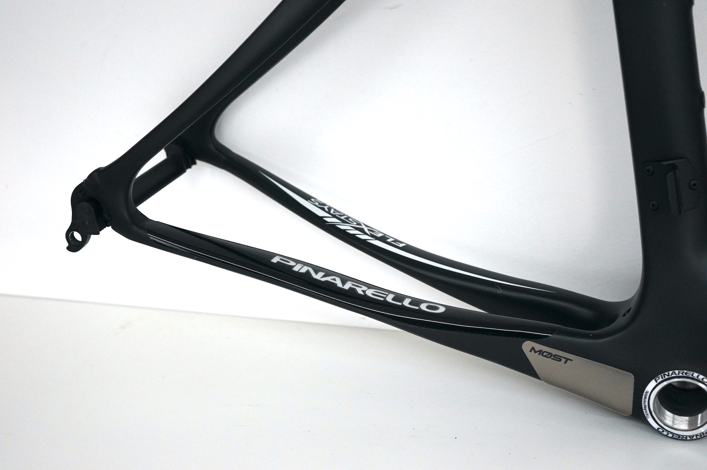 Pinarello Dogma K10 Rahmenset black/white für Felgenbremse