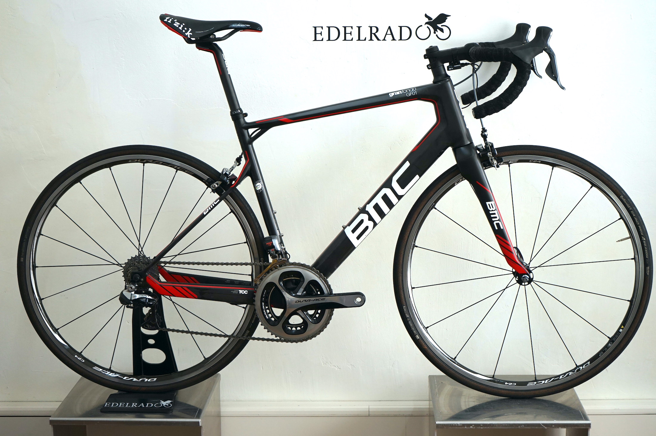 BMC GranFondo 01 GF01 DuraAce DI2 Team Red / Vorführrad mit max. 500 km TOP-ZUSTAND