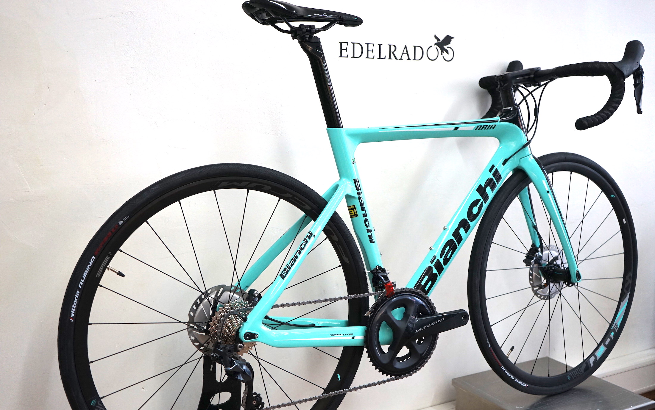 Bianchi ARIA Disc Ultegra (2020) Color: 1D