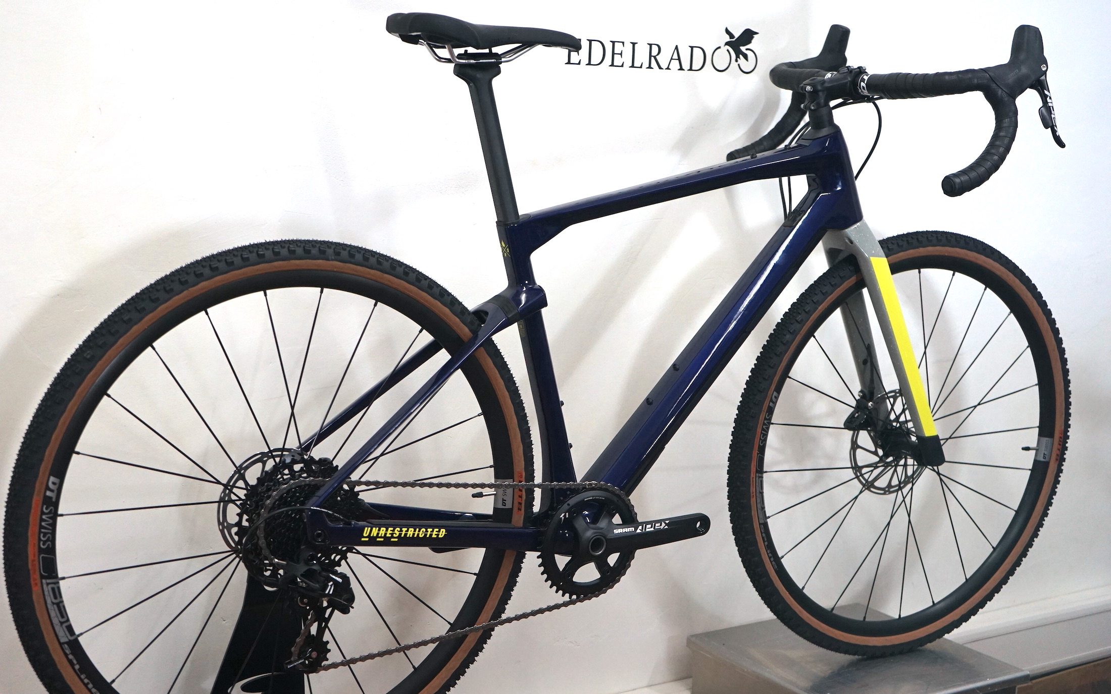 BMC URS two (2023) Sram Apex 1x11