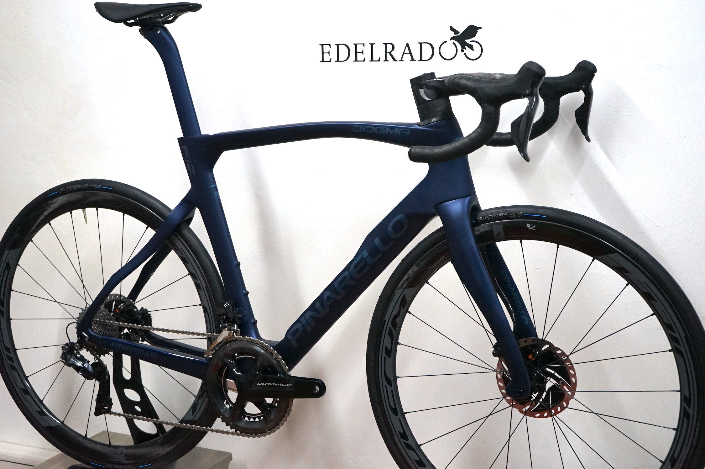 Pinarello DOGMA F12 Disc DuraAce Di2 2x11 Fulcrum Wind 400 Carbon Clincher
